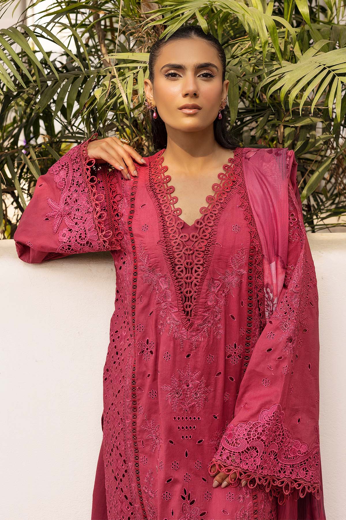 Motifz | Premium Lawn 25 | 5304-CELINE L Magenta Lawn