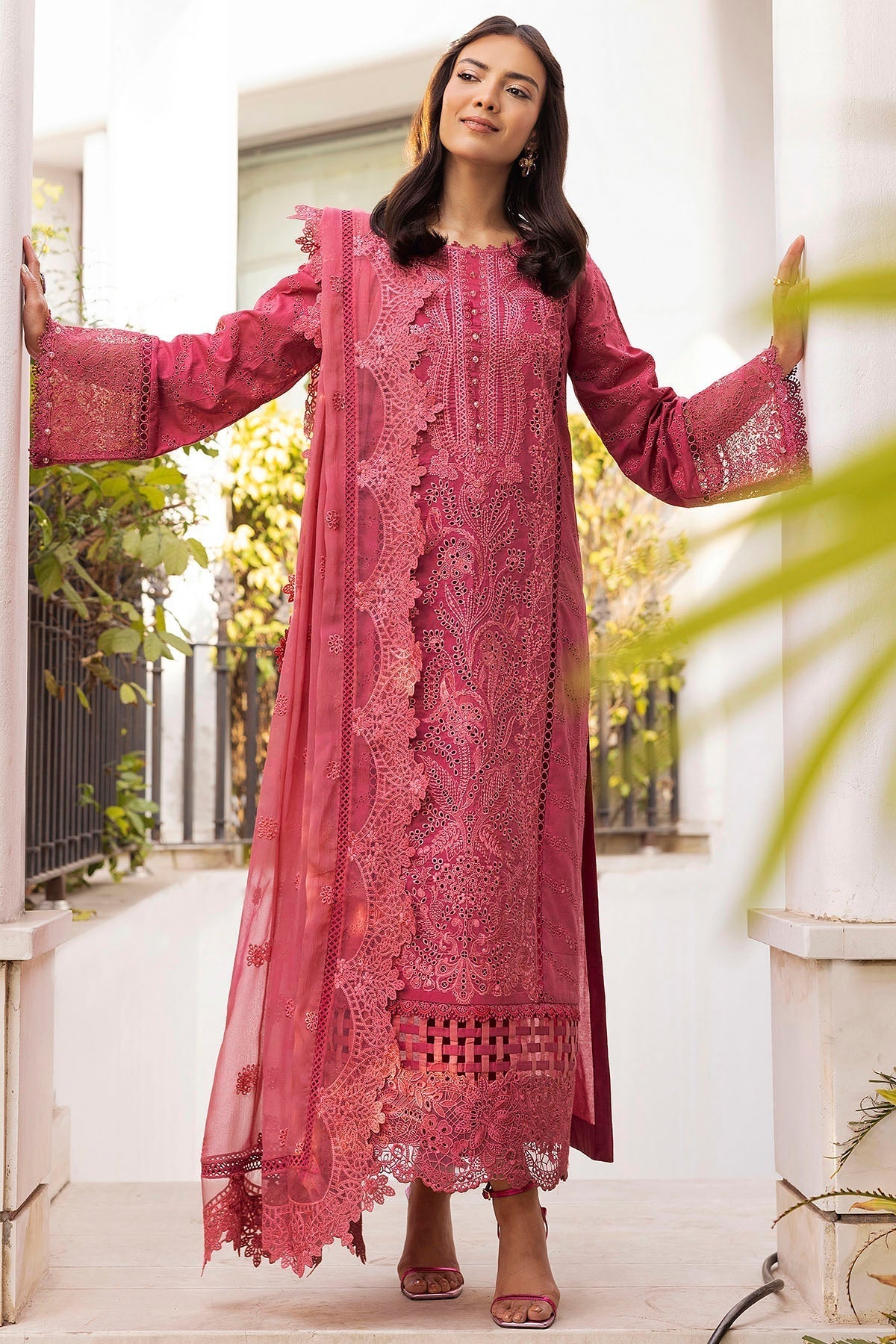 Motifz | Premium Lawn 25 | 5305-AUBREY L Candy Pink Lawn
