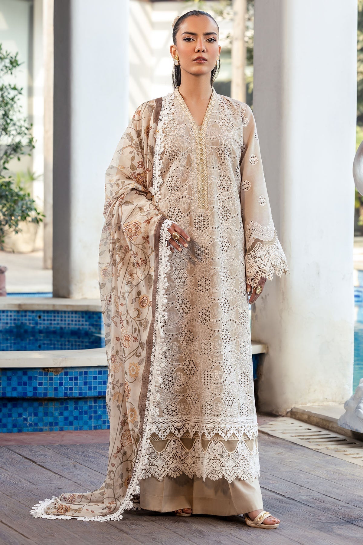 Motifz | Premium Lawn 25 | 5322-DIANE L Ivory Lawn