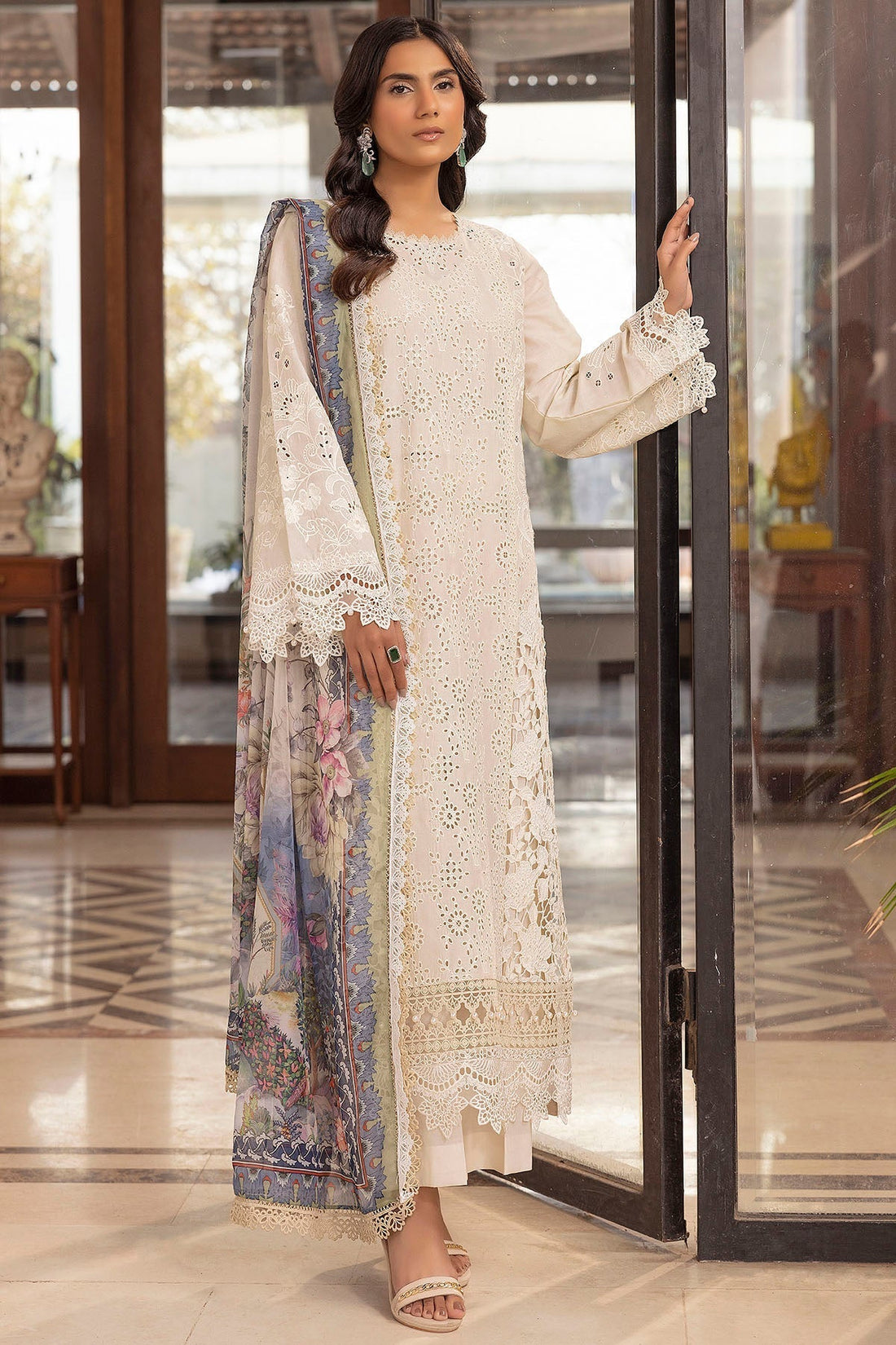 Motifz | Premium Lawn 25 | 5324-SIDONIE XS Off White Lawn