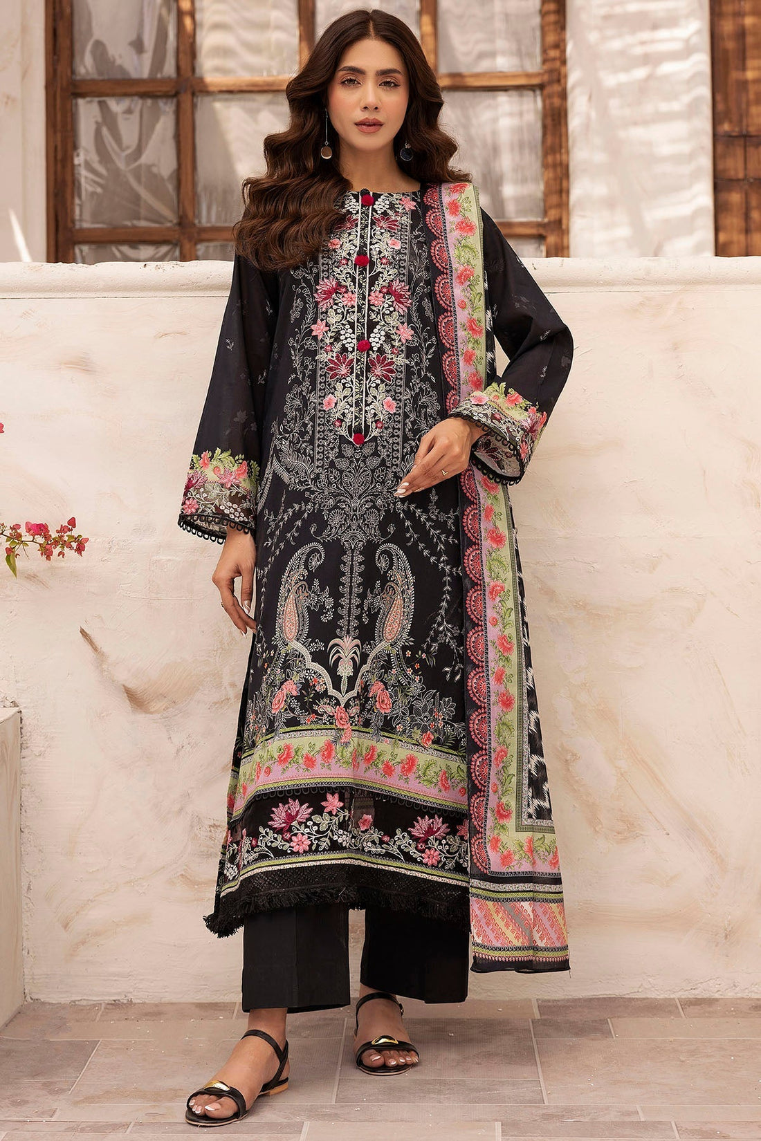 Motifz | Umang Lawn | 5413-YAREN XS Black Lawn
