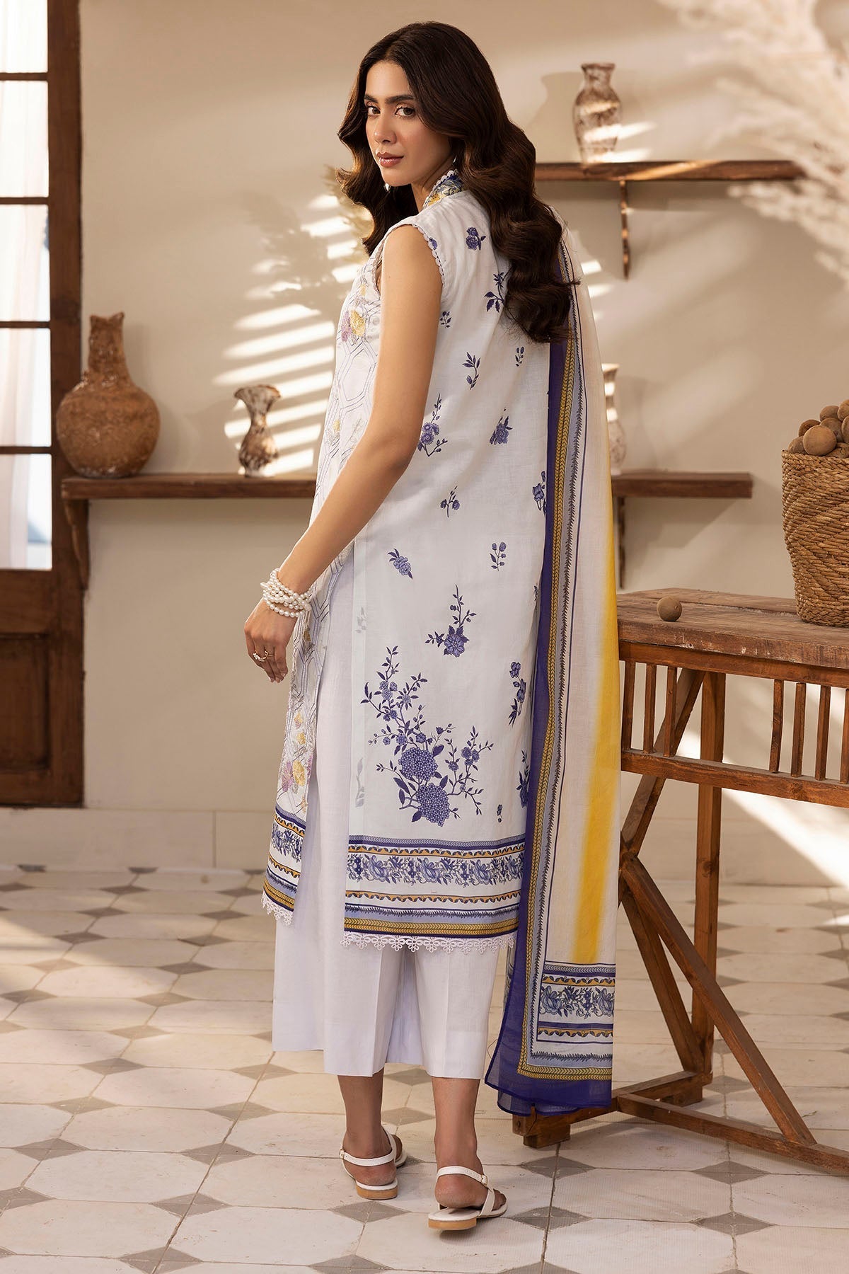 Motifz | Umang Lawn | 5422-MABEL S Off White Lawn