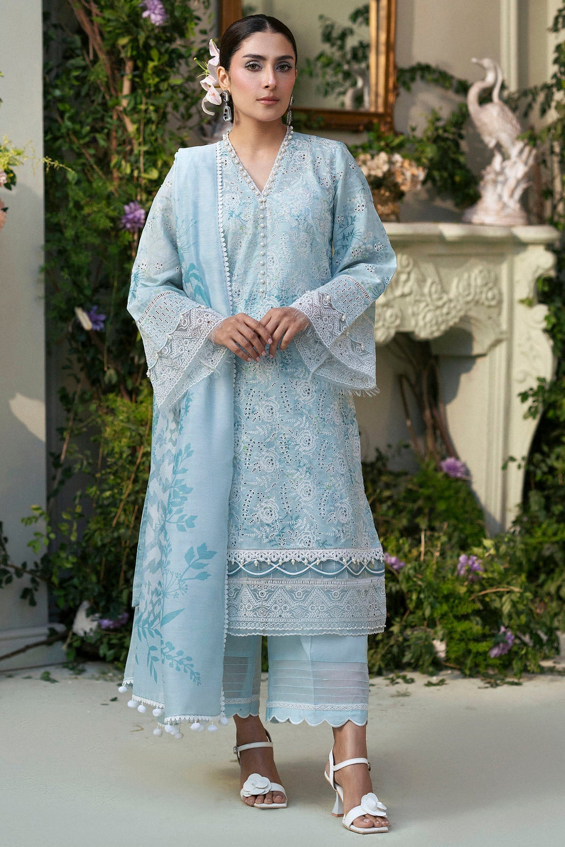 Motifz | Premium Lawn 25 | 5425-LAVENDER XS Ice Blue Lawn