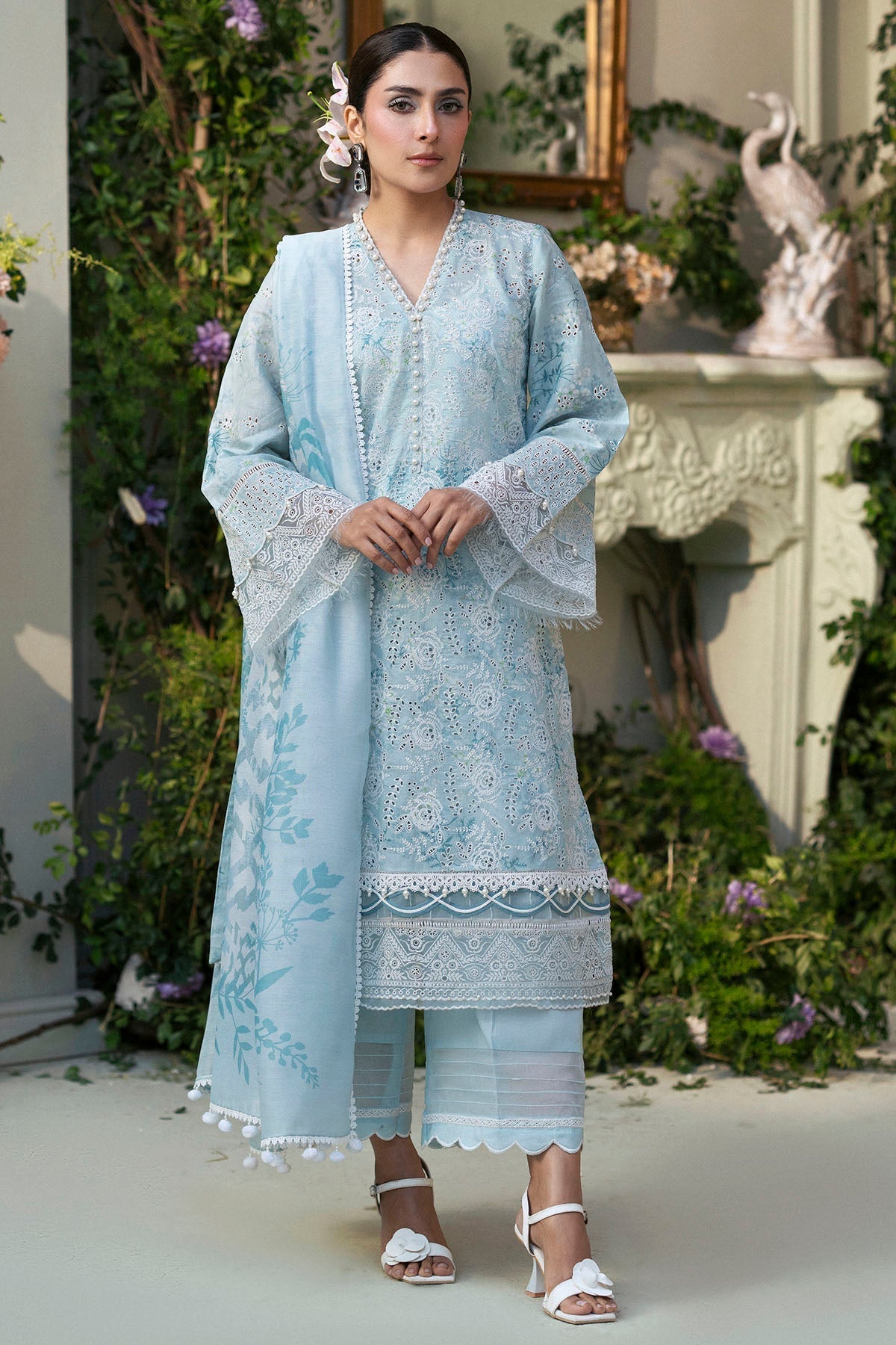 Motifz | Premium Lawn 25 | 5425-LAVENDER XS Ice Blue Lawn