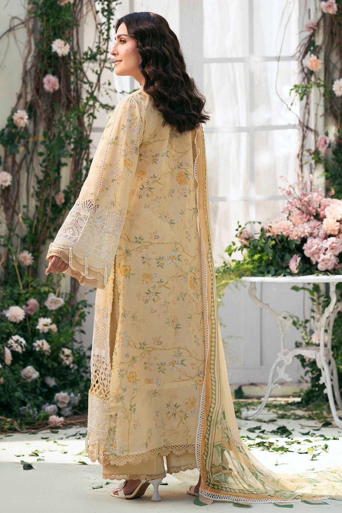 Motifz | Premium Lawn 25 | 5429-ORCHID XS Pale Yellow Lawn