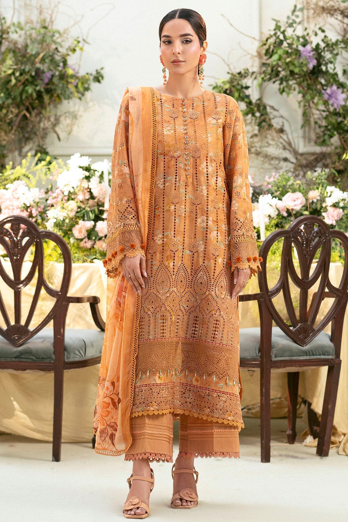 Motifz | Premium Lawn 25 | 5431-BLUEBEELL XS Orange Lawn