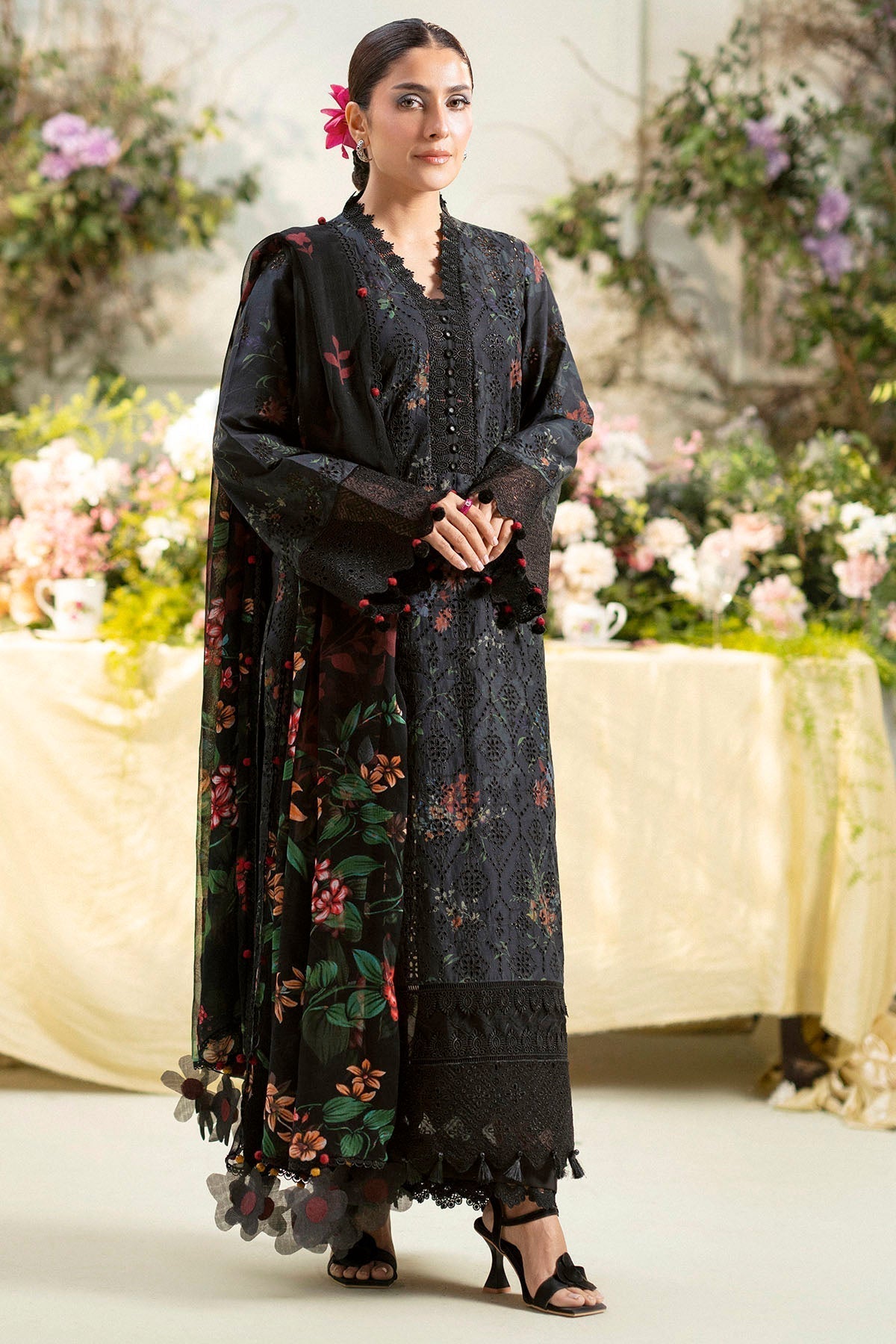 Motifz | Premium Lawn 25 | 5433-JASMINE L Black Lawn
