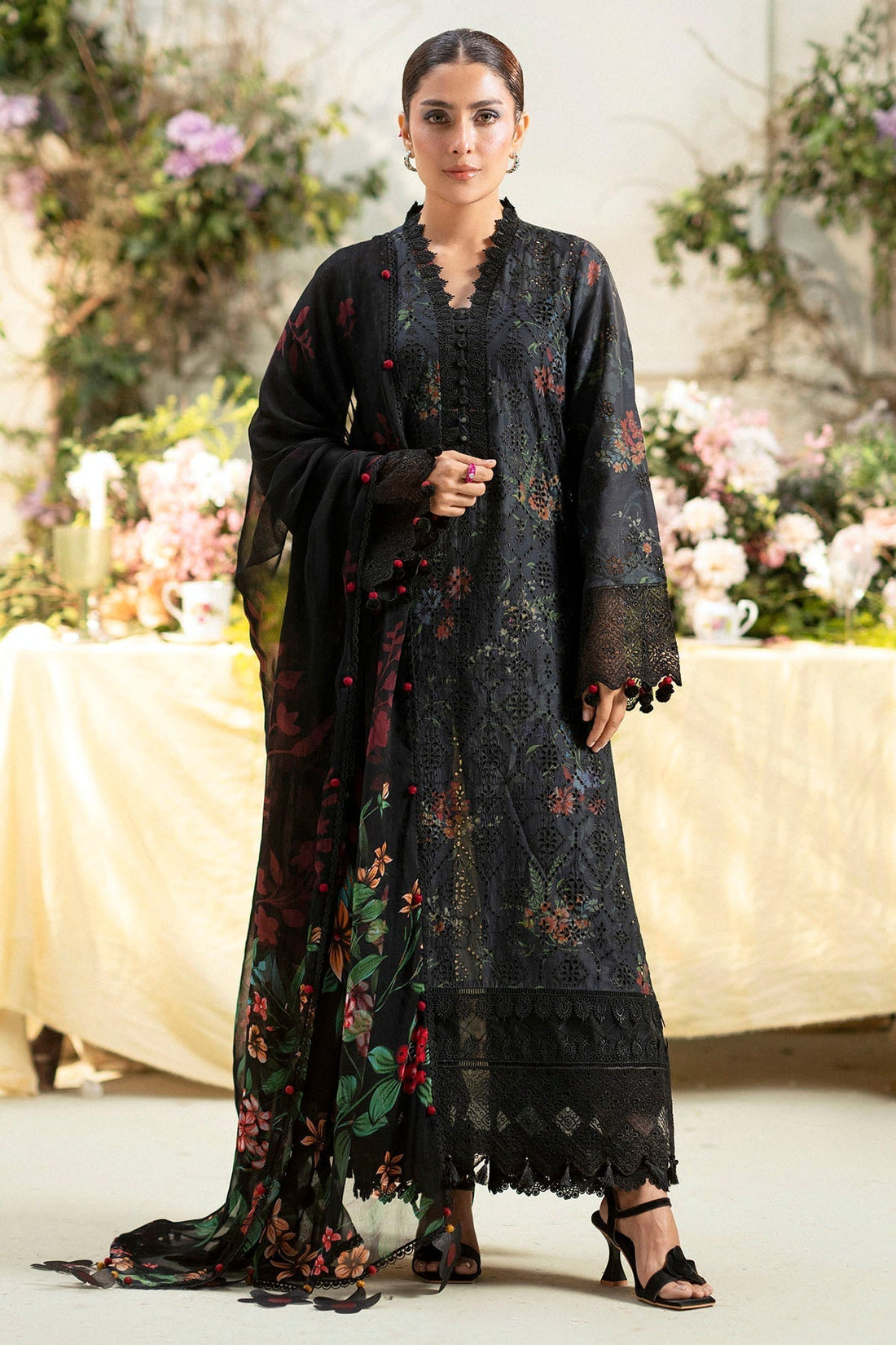 Motifz | Premium Lawn 25 | 5433-JASMINE XS Black Lawn