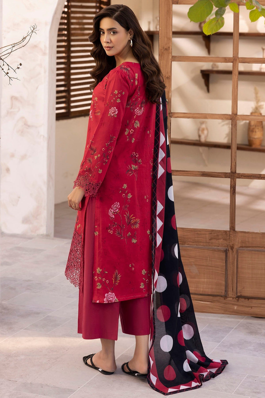 Motifz | Umang Lawn | 5466-SAGE XS Red Lawn