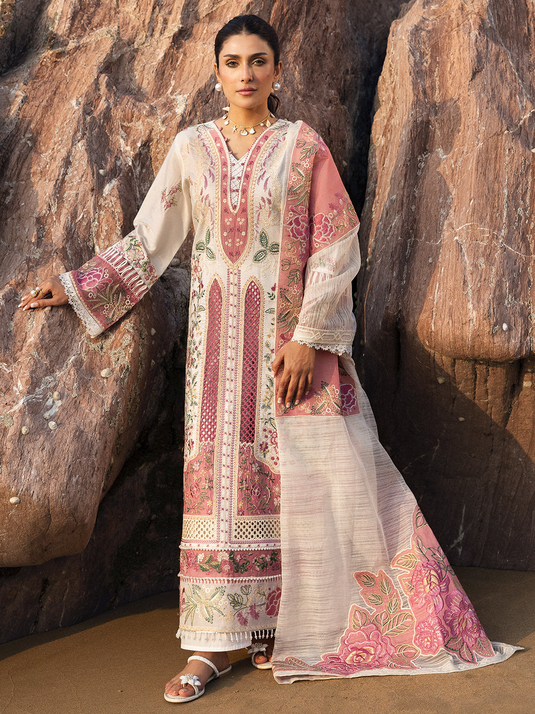 Mahnur | Sirena Luxury Lawn 25 | Magnolia XS Off White Lawn