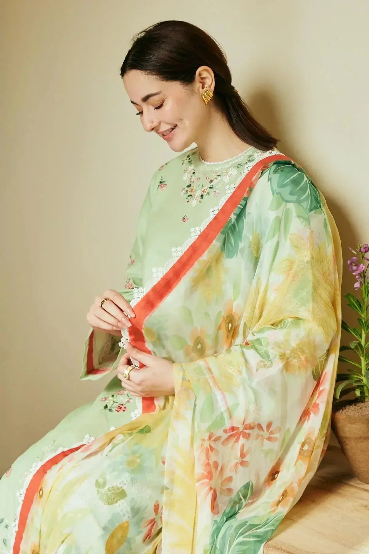 Zara Shahjahan | Coco Lawn 24 | MAHAY-4A - Pakistani Designer Dress - by Zara Shahjahan | Type: Luxury - 100% Original at Saira Sultan
