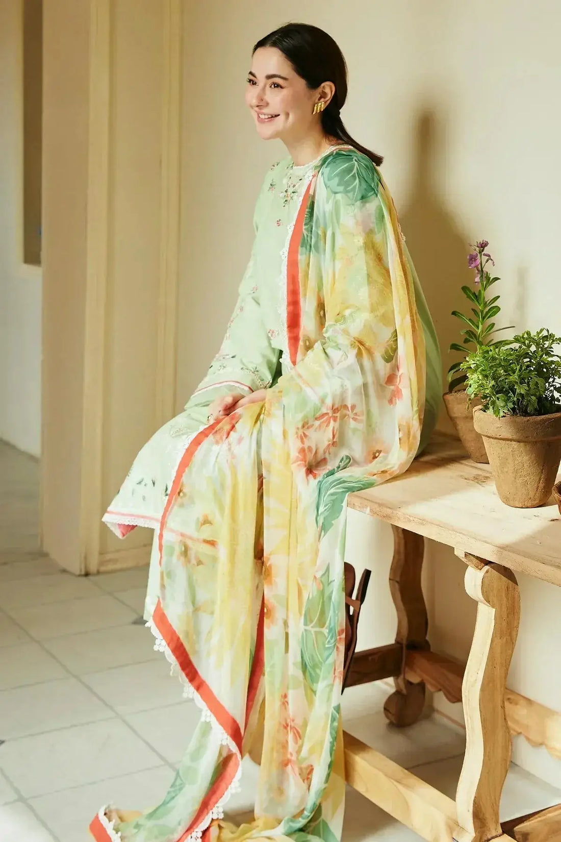 Zara Shahjahan | Coco Lawn 24 | MAHAY-4A - Pakistani Designer Dress - by Zara Shahjahan | Type: Luxury - 100% Original at Saira Sultan
