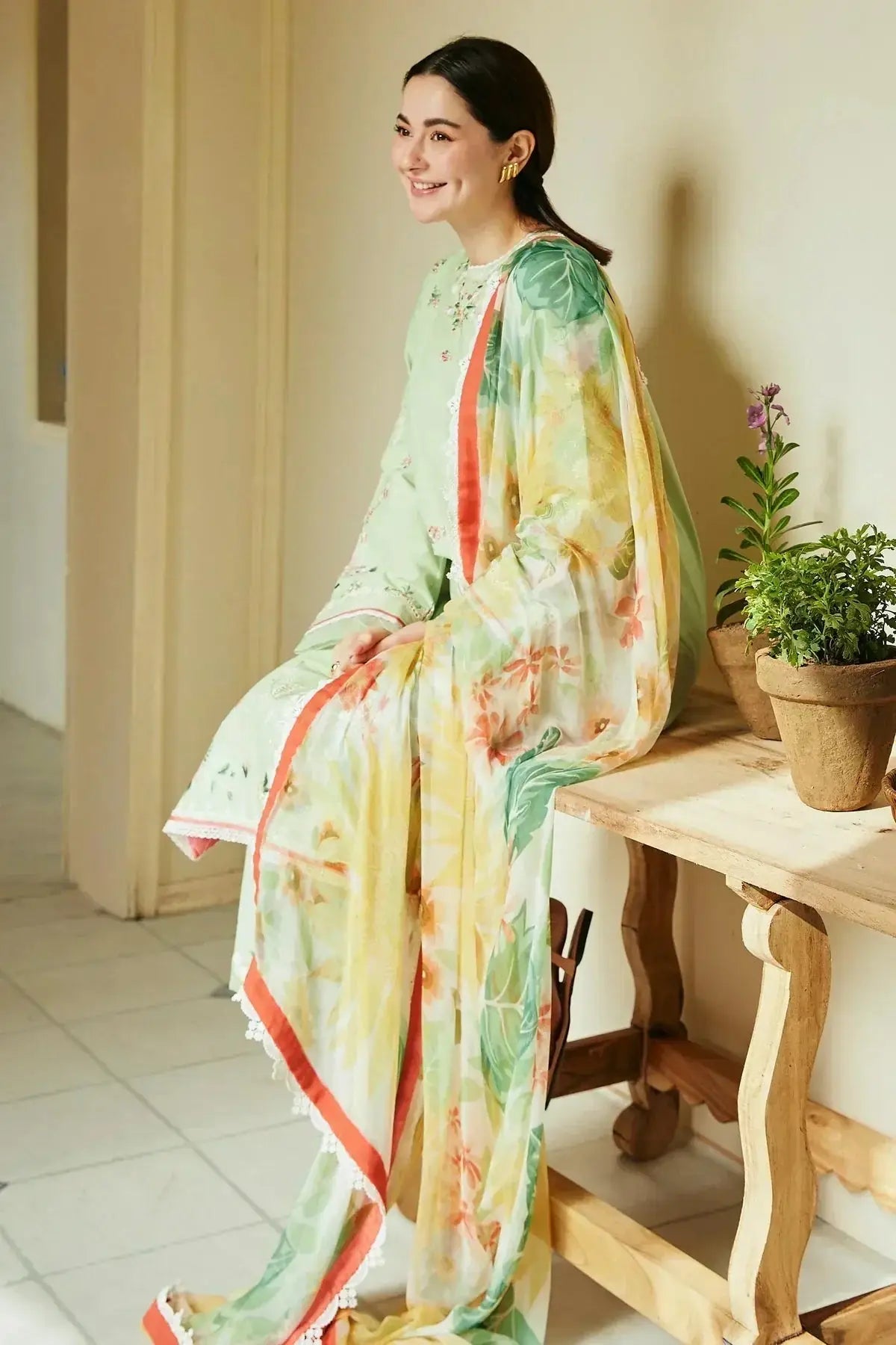 Zara Shahjahan | Coco Lawn 24 | MAHAY-4A - Pakistani Designer Dress - by Zara Shahjahan | Type: Luxury - 100% Original at Saira Sultan