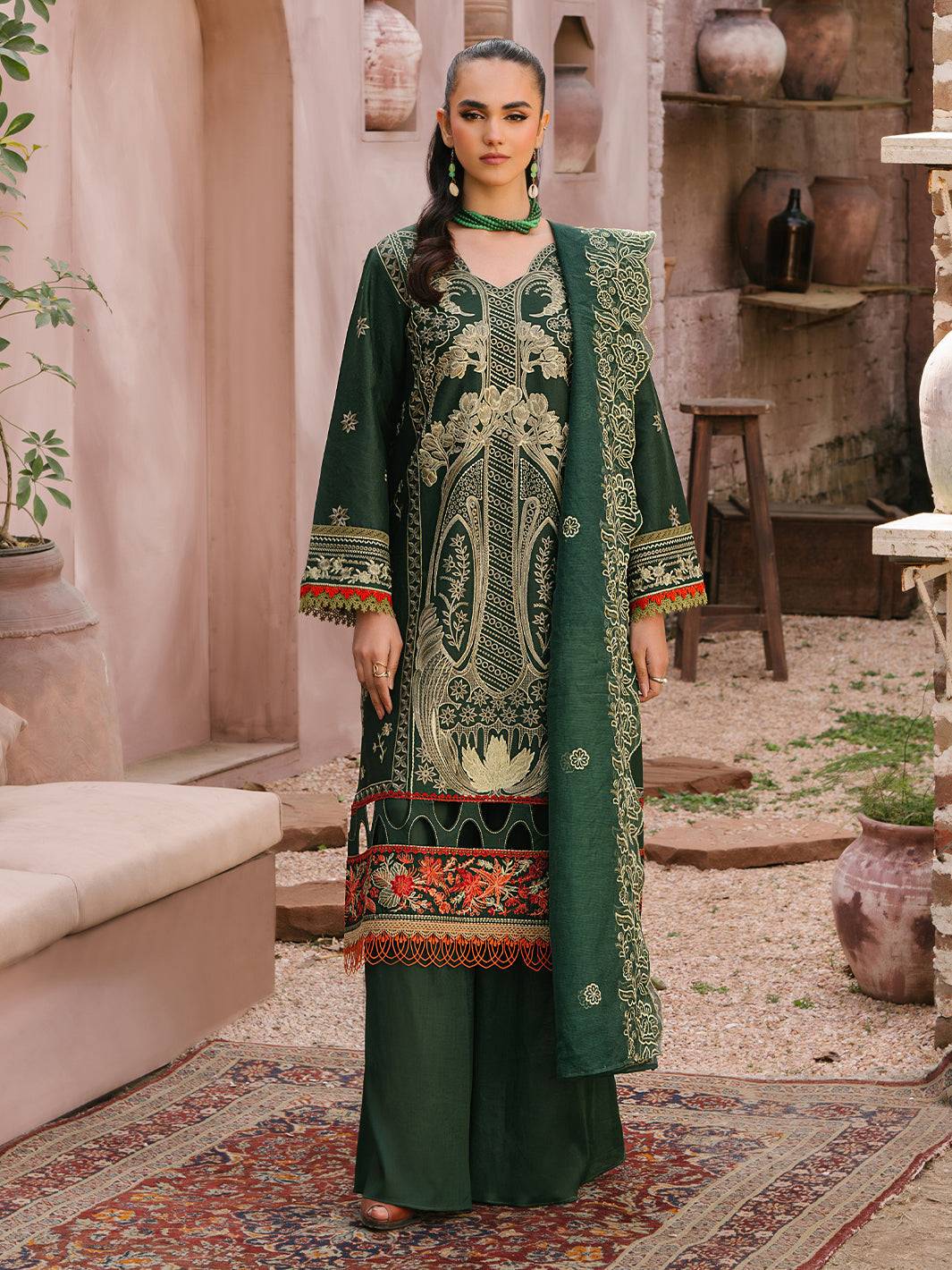 Mahnur | Masakali Luxury Lawn 24 | MK 04 - B - Pakistani Designer Dress - by Mahnur | Type: Luxury - 100% Original at Saira Sultan