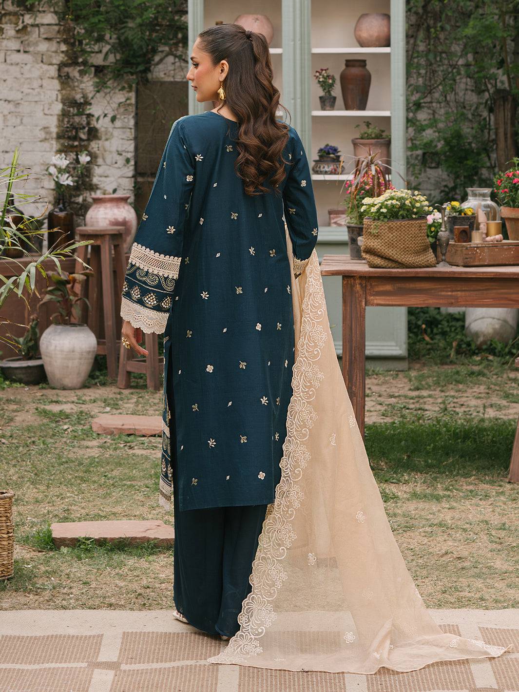 Mahnur | Masakali Luxury Lawn 24 | MK 01 - A - Pakistani Designer Dress - by Mahnur | Type: Luxury - 100% Original at Saira Sultan