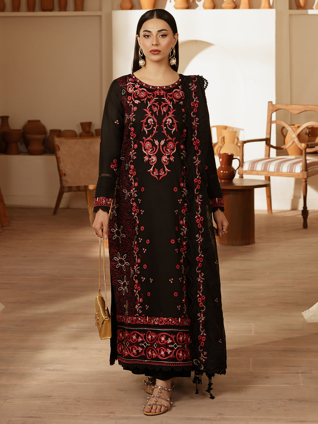 Mahnur | Florence Luxury Lawn 25 | MEHARMAH XS Black Lawn