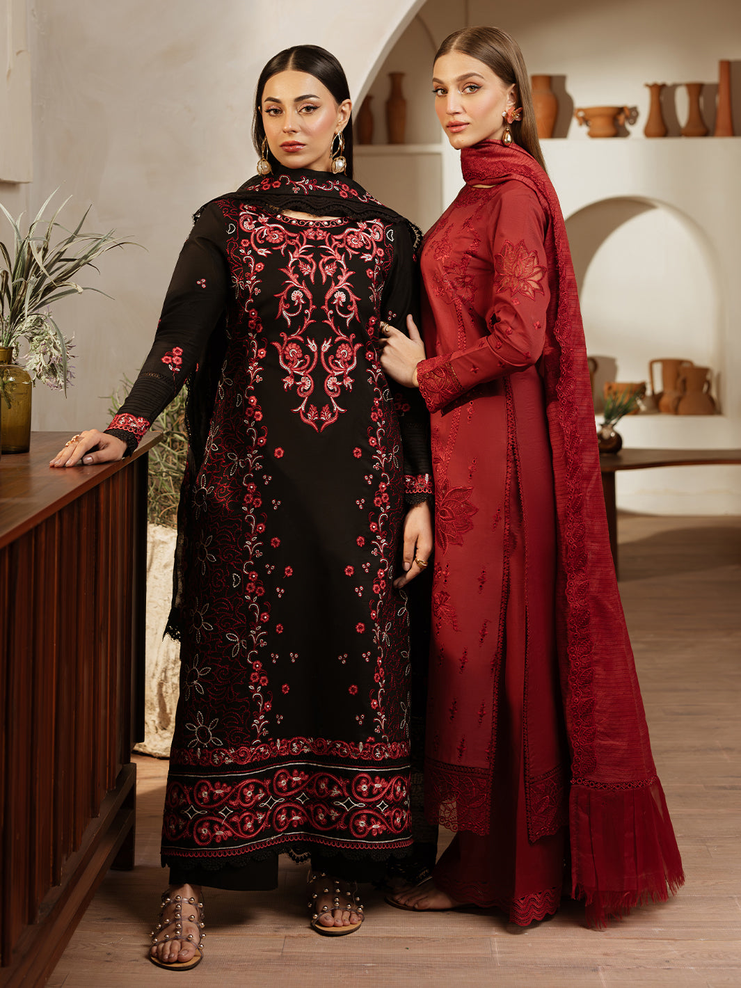 Mahnur | Florence Luxury Lawn 25 | MEHARMAH Custom Size Black Lawn
