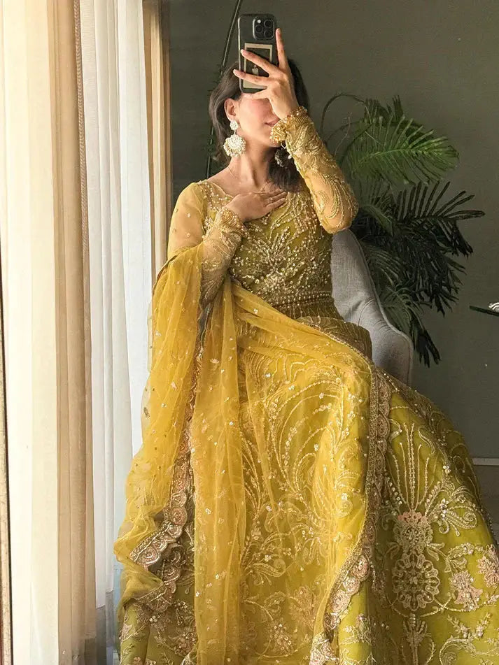 Epoque | Avanti Wedding Formals | Mehru Nisa - Pakistani Designer Dress - by Epoque | Type: Bridal - 100% Original at Saira Sultan