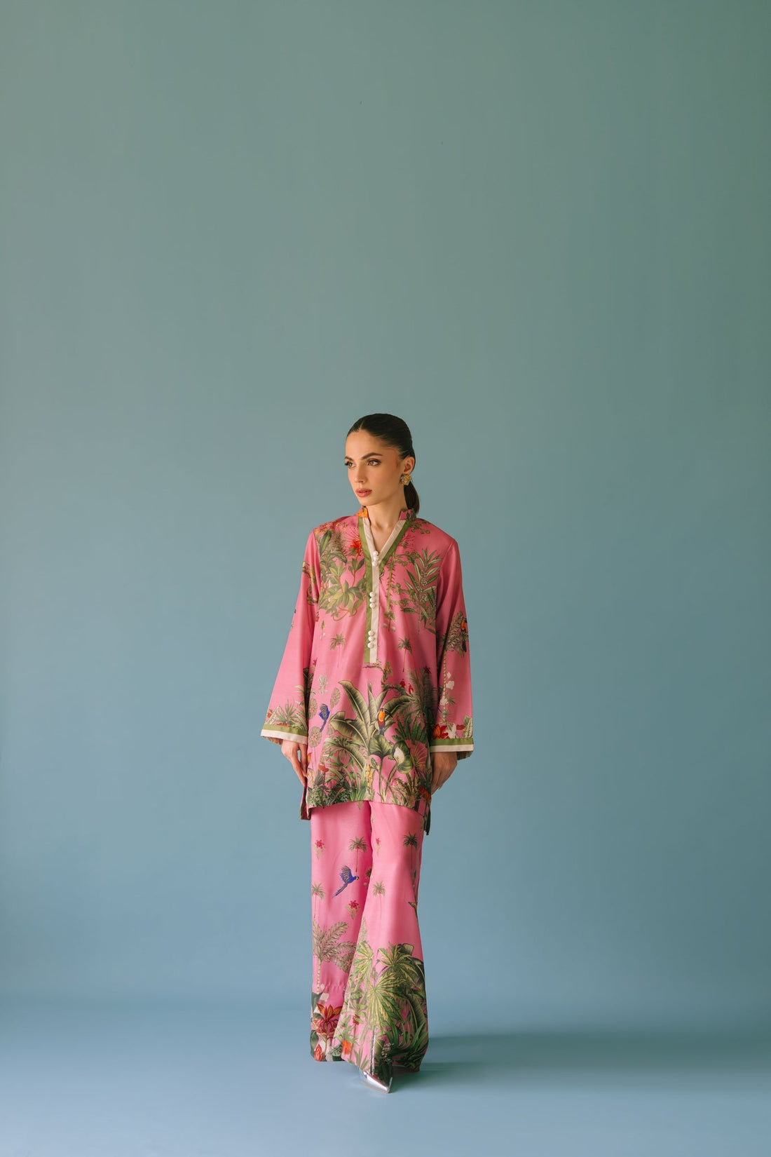 Sammy K | Lawn Pret 25 |Enchanting garden - Pakistani Designer Dress - by Sammy K - Type : Ladies Clothes - 100% Original at Saira Sultan