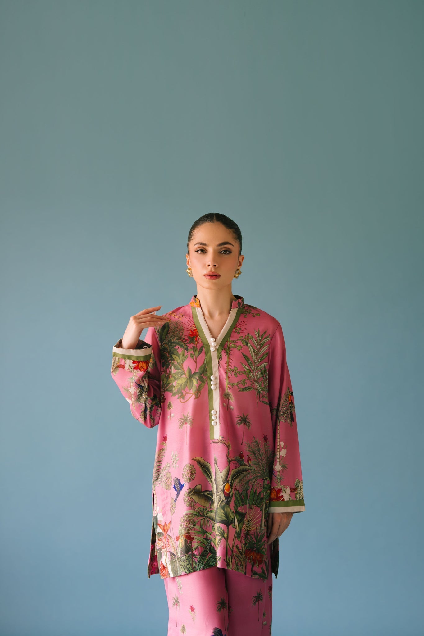 Sammy K | Lawn Pret 25 |Enchanting garden - Pakistani Designer Dress - by Sammy K - Type : Ladies Clothes - 100% Original at Saira Sultan