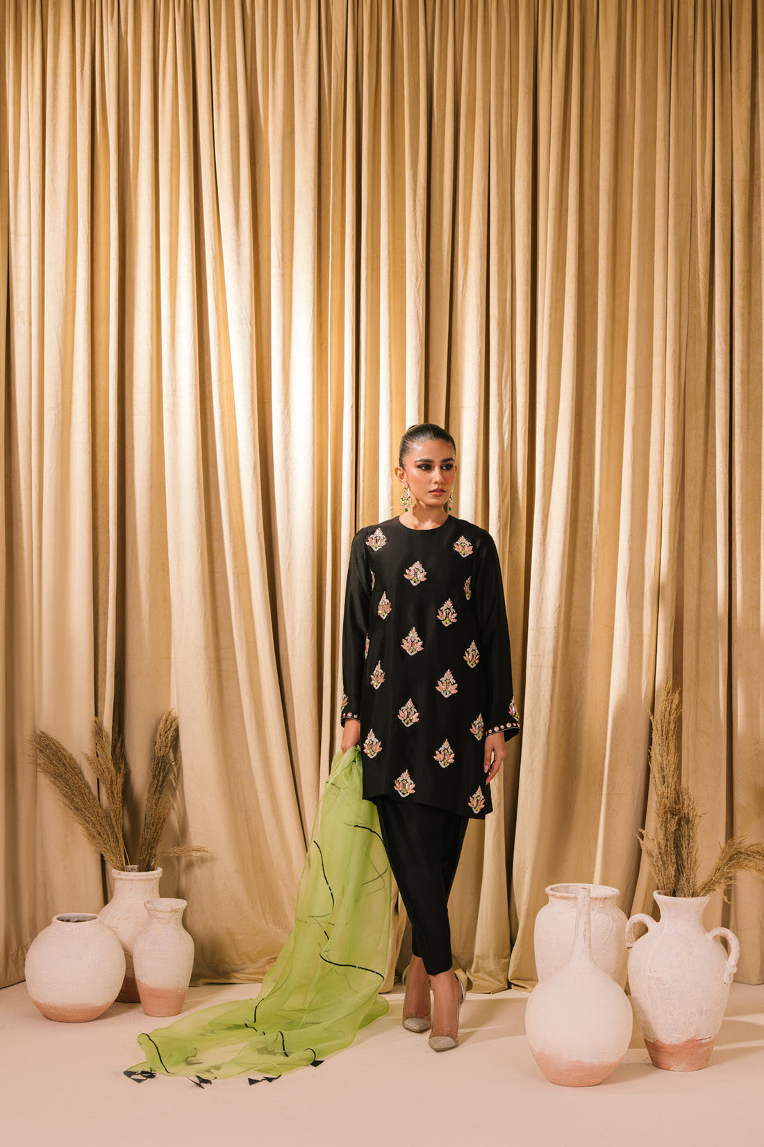 Sammy K | Heer Luxe | Samaa - Pakistani Designer Dress - by Sammy K - Type : Ladies Clothes - 100% Original at Saira Sultan