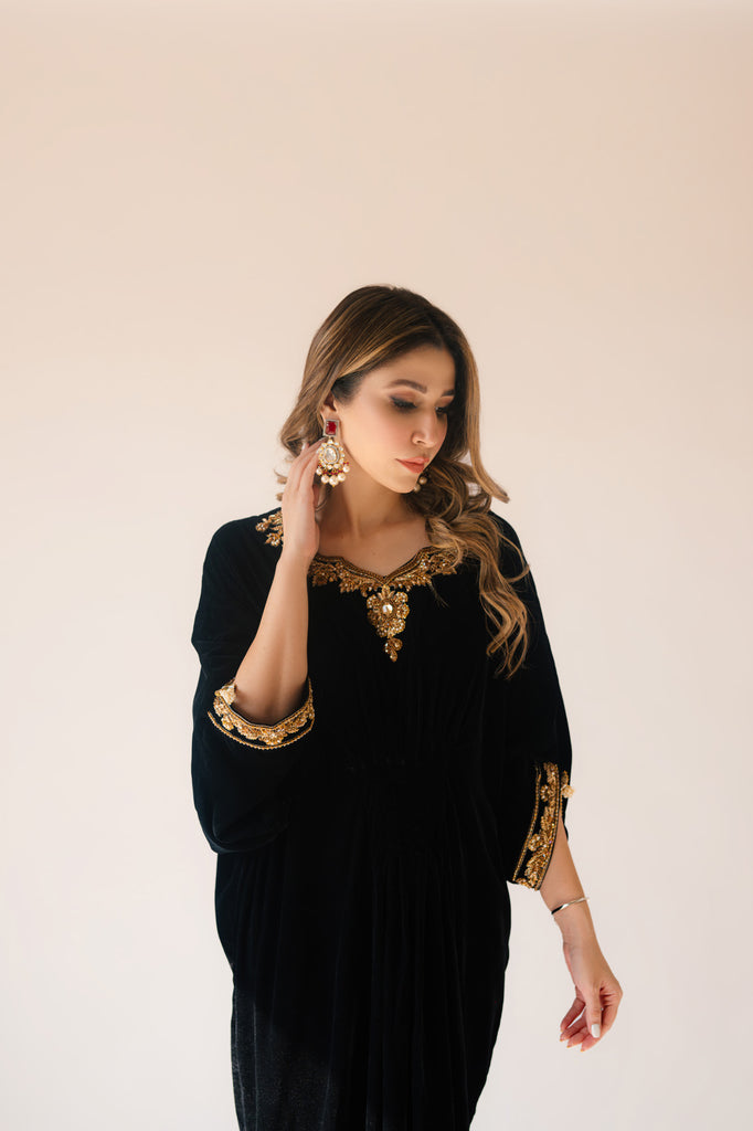 Sammy K | Velvet Festive Edit | Black Velvet Caftan L Black Velvet