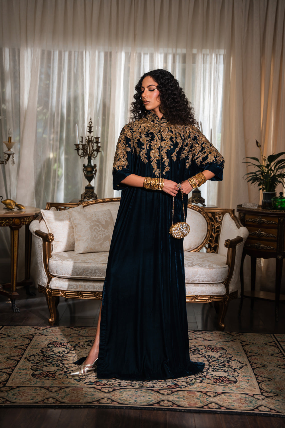 Nilofer Shahid | Aatish the Fire Within | Afsana (1pc) ‚¬€œ Aatish The Fire within XS Midnight Blue Pure Velvet