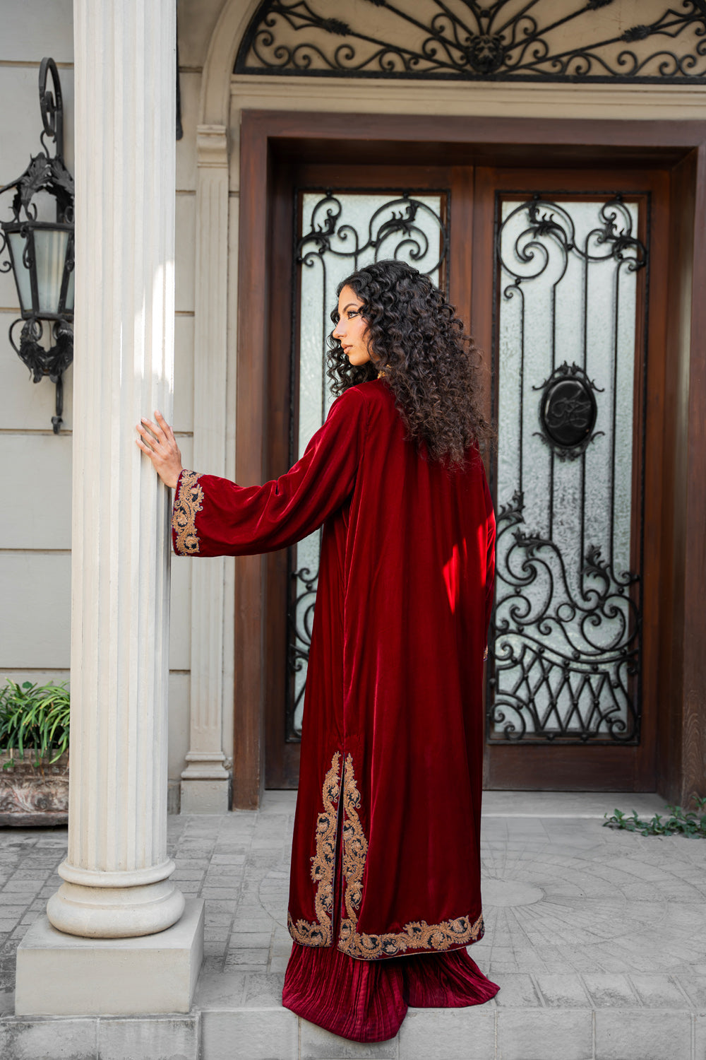 Nilofer Shahid | Aatish the Fire Within | Nari (3pc) ‚¬€œ Aatish The Fire within XS Maroon Pure Velvet