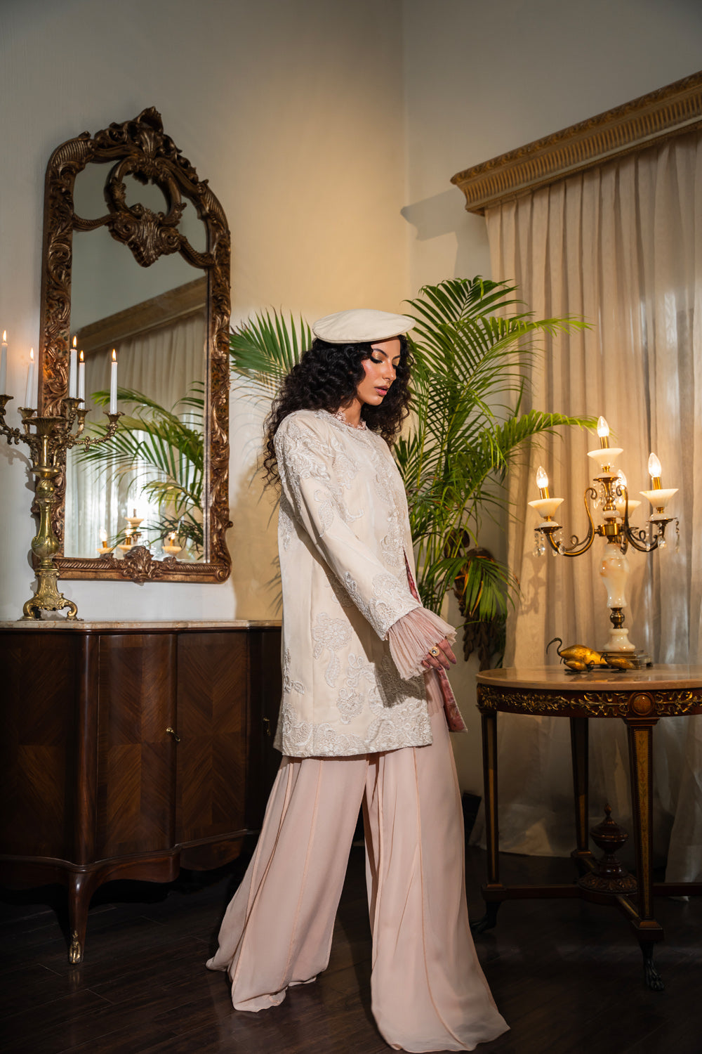 Nilofer Shahid | Aatish the Fire Within | Nayyab (3pc) ‚¬€œ Aatish The Fire within L Oyster Pink Pure Velvet