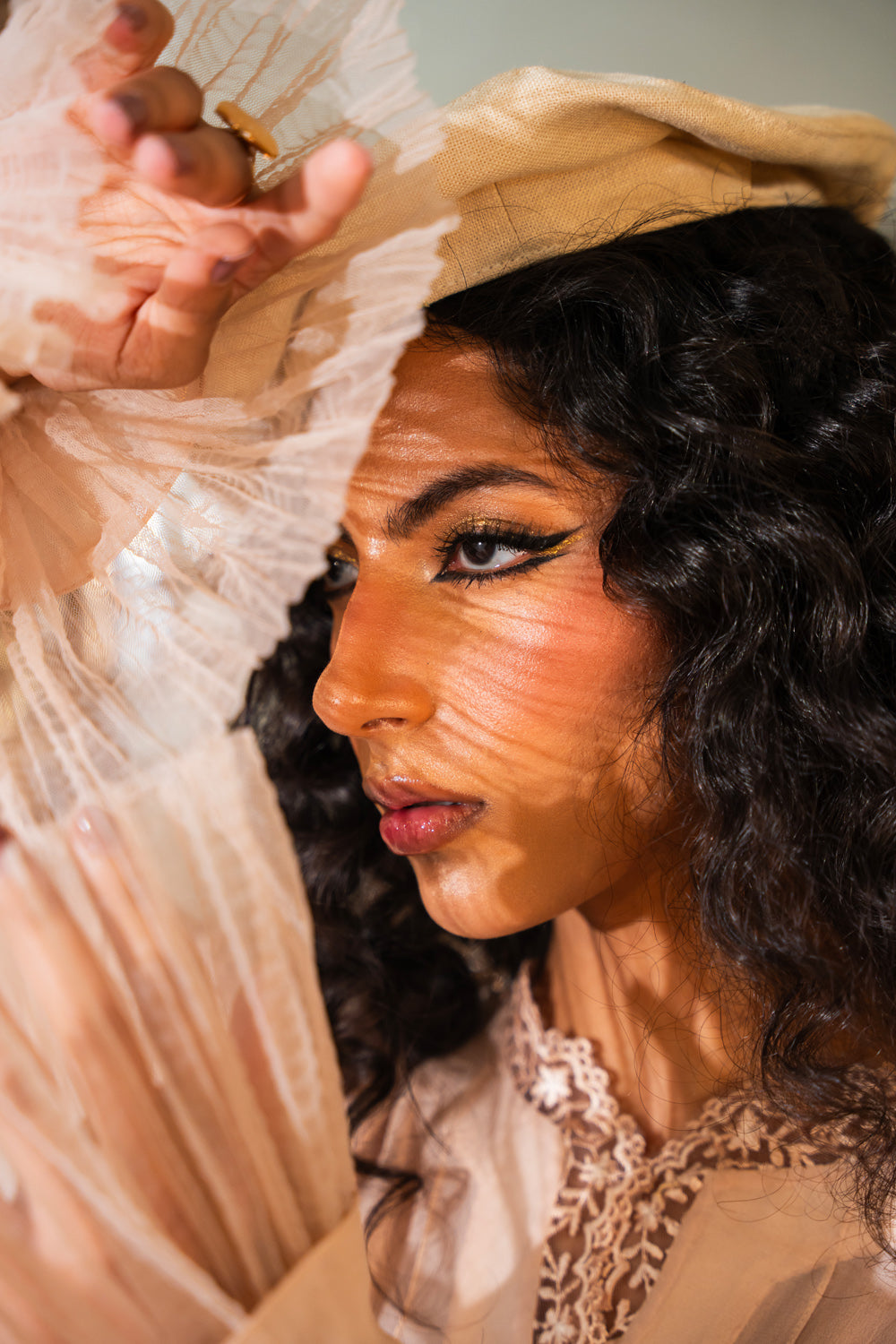 Nilofer Shahid | Aatish the Fire Within | Nayyab (3pc) ‚¬€œ Aatish The Fire within XL Oyster Pink Pure Velvet