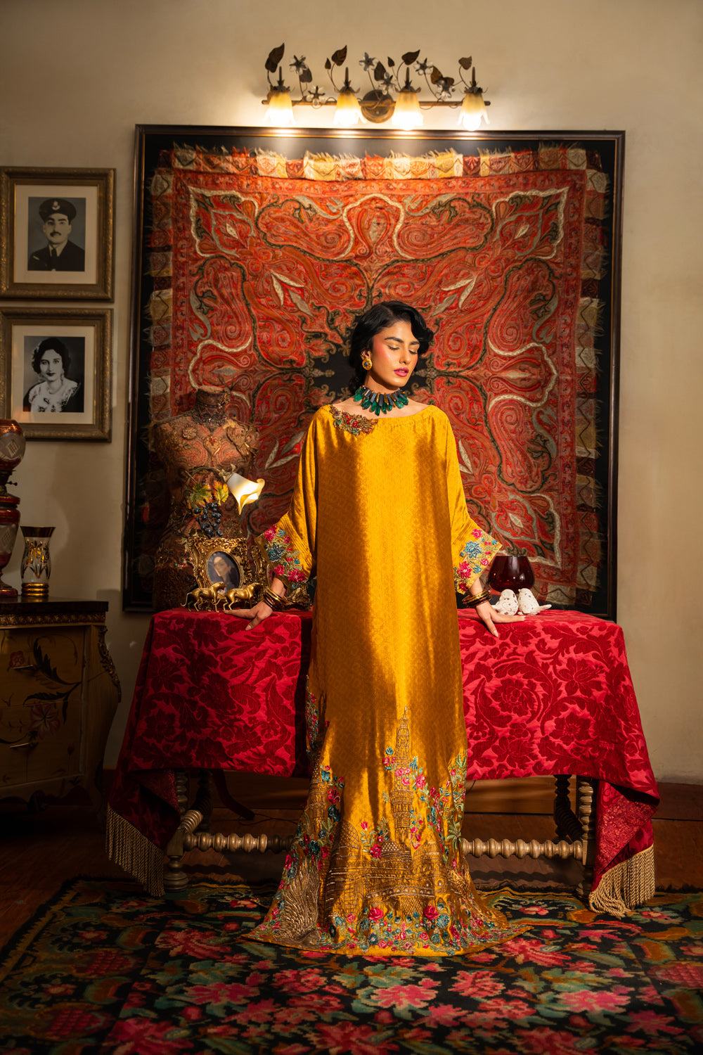 Nilofer Shahid | Aatish the Fire Within | Sunehri (1pc) ‚¬€œ Aatish The Fire within XS Golden Silk