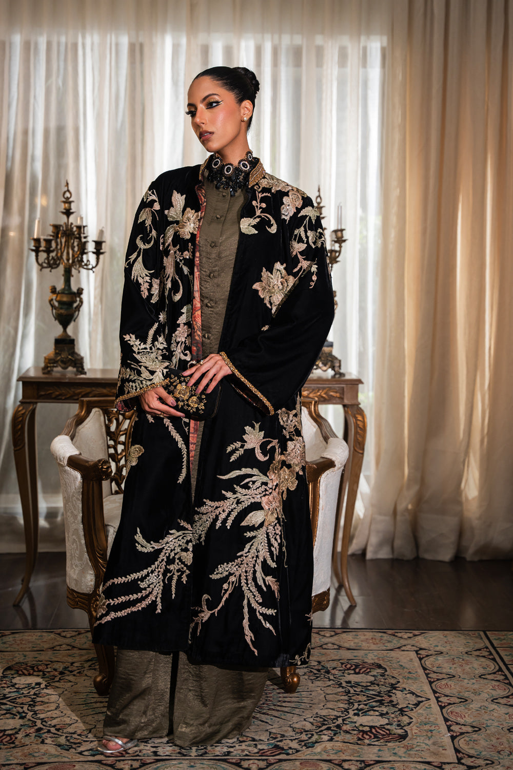 Nilofer Shahid | Aatish the Fire Within | Zaib (3pc) ‚¬€œ Aatish The Fire within XS Black Pure Velvet