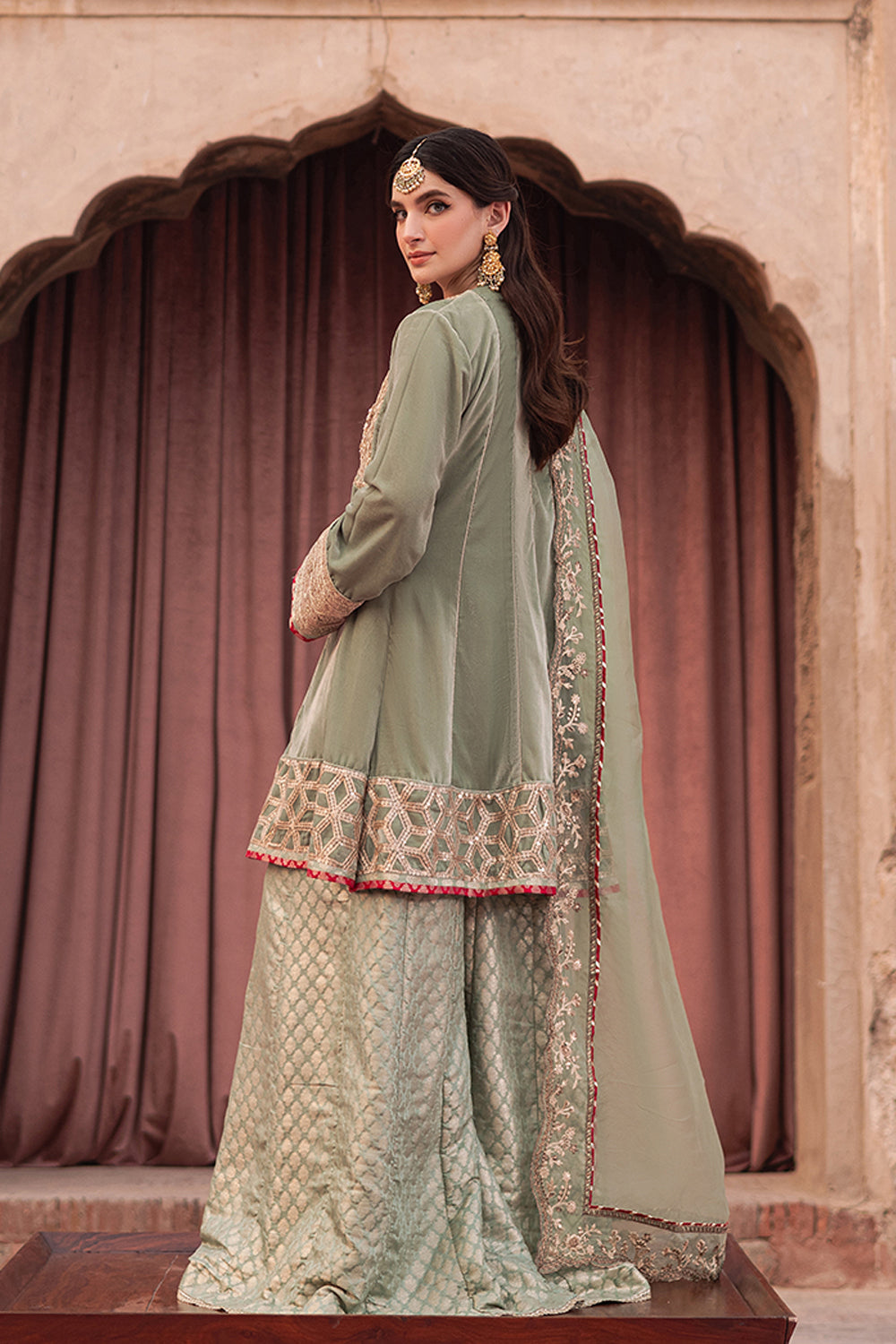 Azure | Vogue Formals | Noble Jade XS Pistachio Green Velvet
