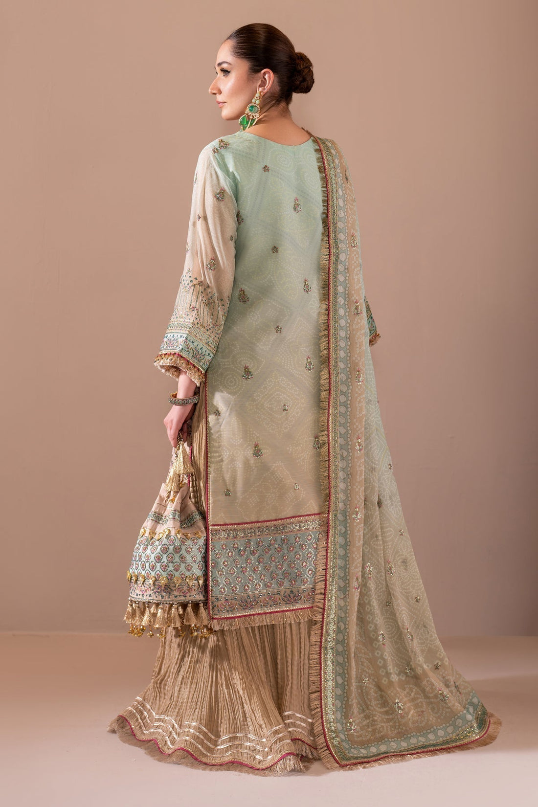 Alizeh | Jhalak Formals | AF-JHLK-07-PAKIZA XS Ivory Chiffon