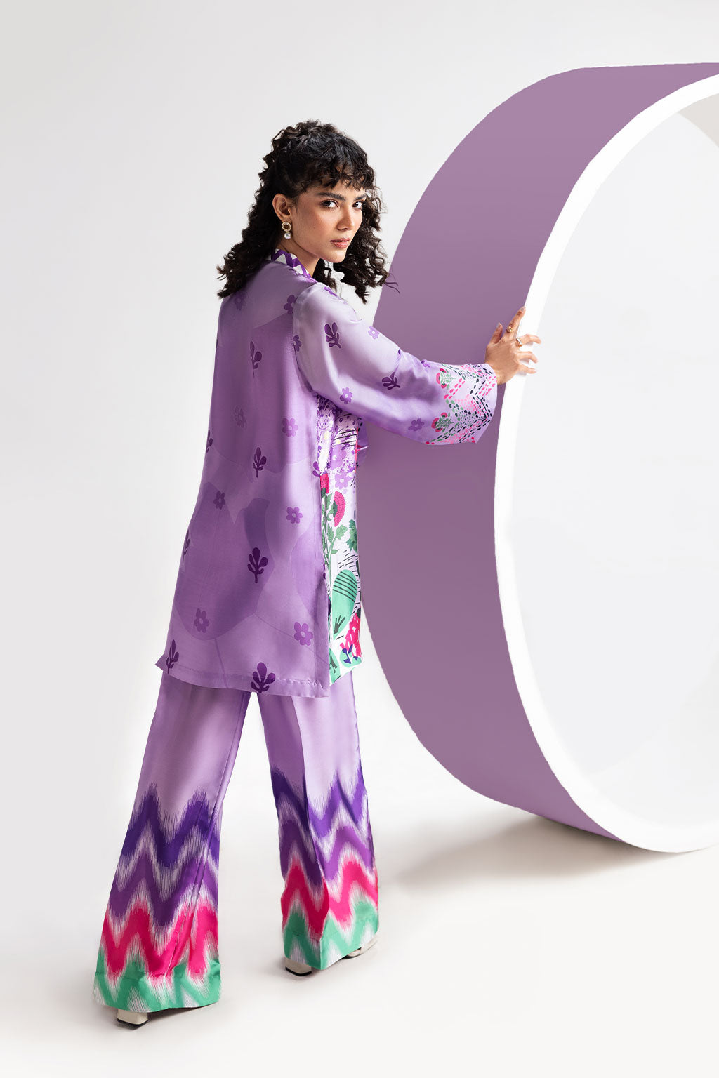 Afsanah | The Print Edit | MAJESTIC SERENE AP-107 XS Purple Silk