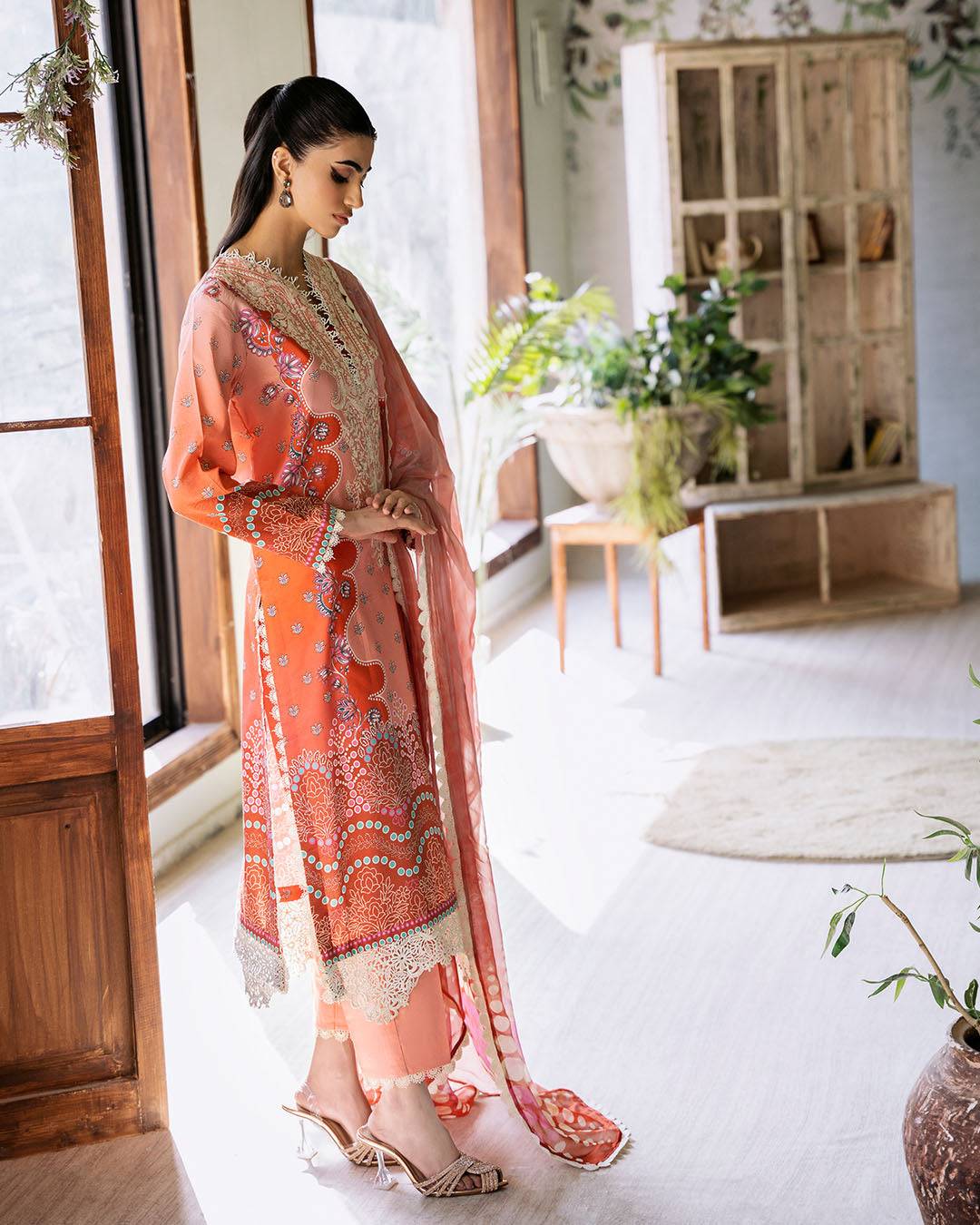 Roheenaz | Flora Printed Lawn | Serenade - Pakistani Designer Dress - by Roheenaz | Type: Luxury - 100% Original at Saira Sultan