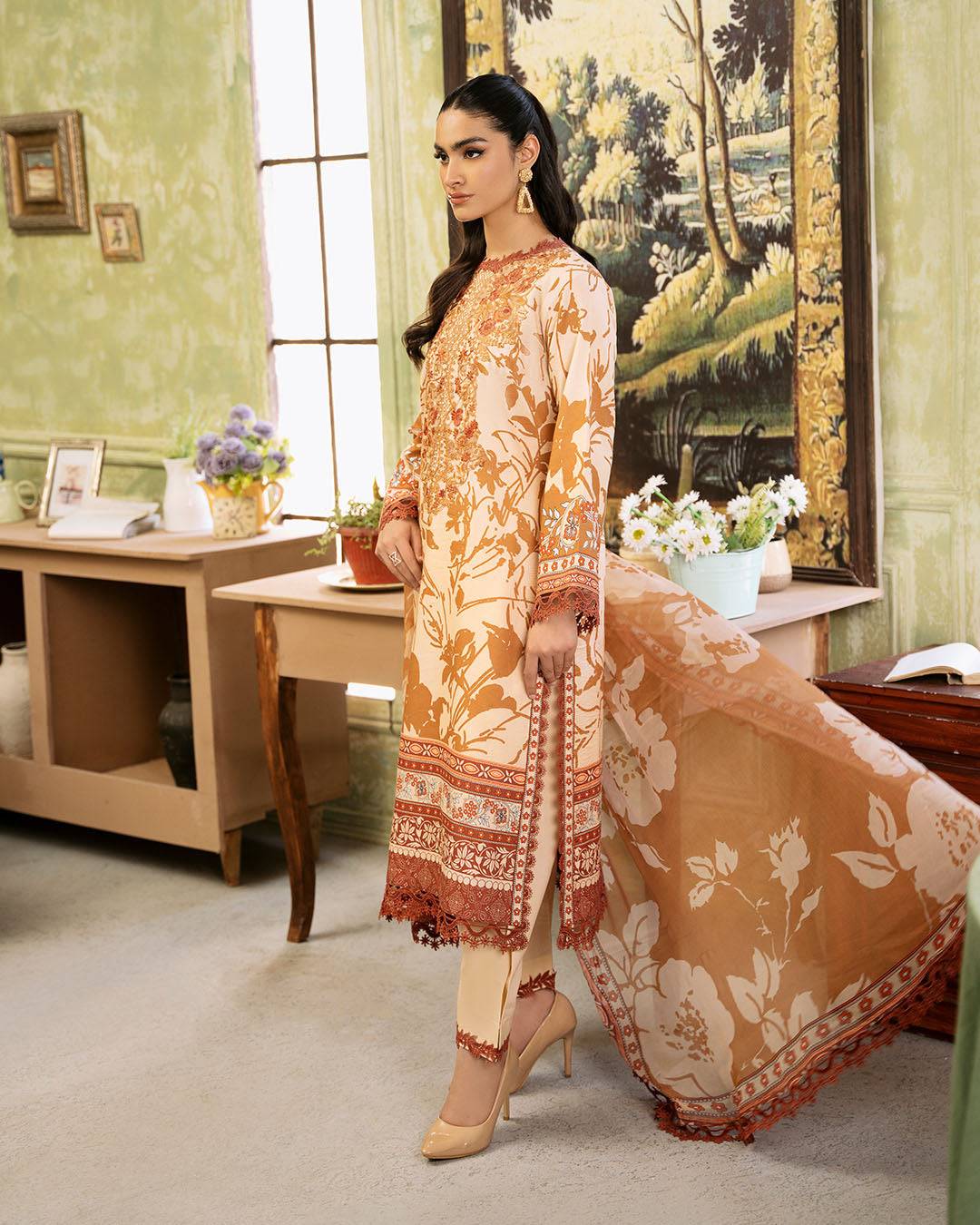 Roheenaz | Flora Printed Lawn | Harmonia - Pakistani Designer Dress - by Roheenaz | Type: Luxury - 100% Original at Saira Sultan