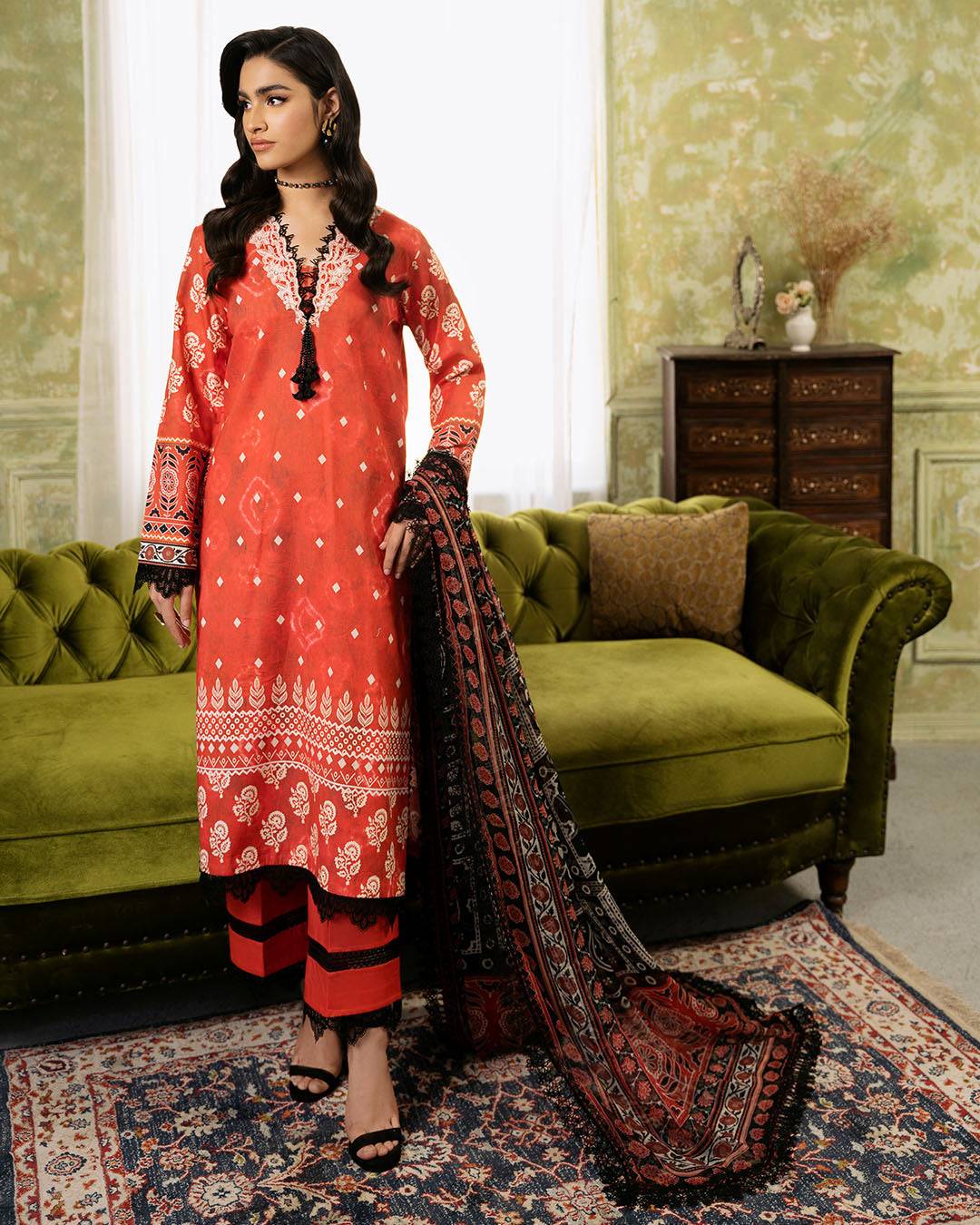 Roheenaz | Flora Printed Lawn | Solstice - Pakistani Designer Dress - by Roheenaz | Type: Luxury - 100% Original at Saira Sultan