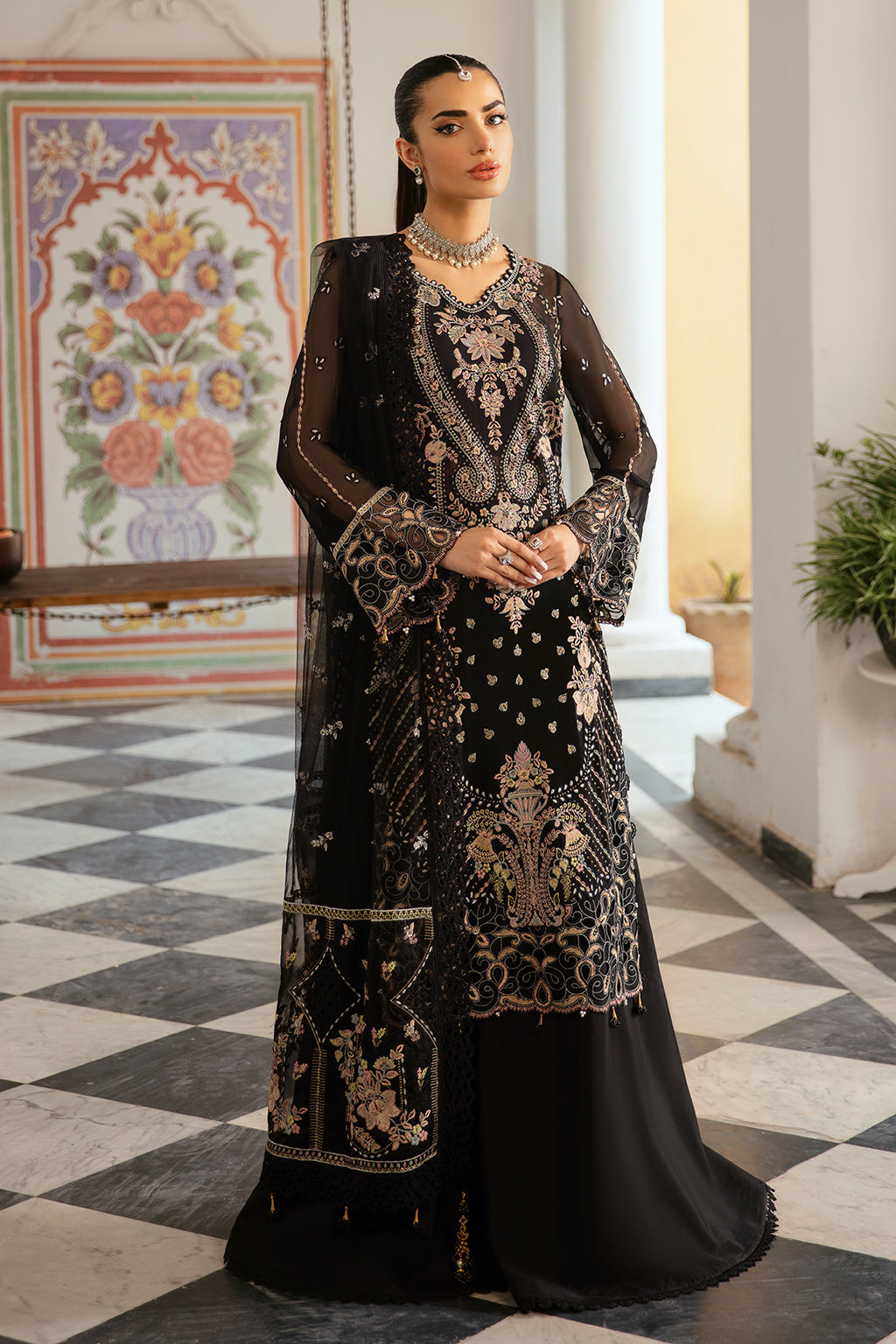Ramsha | Dastak Luxury Chiffon Collection | Q-106 XS Black Chiffon