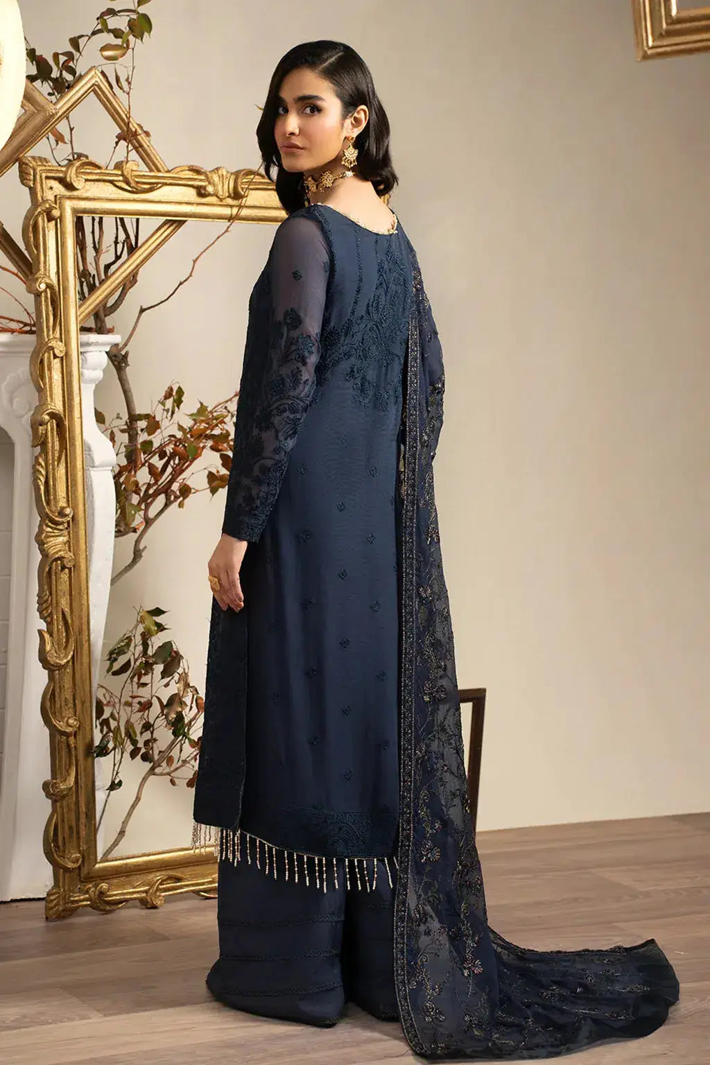 Zarif | Naqsh Festive Formals 23 | 08 - Pakistani Designer Dress - by Zarif | Type: Formal - 100% Original at Saira Sultan