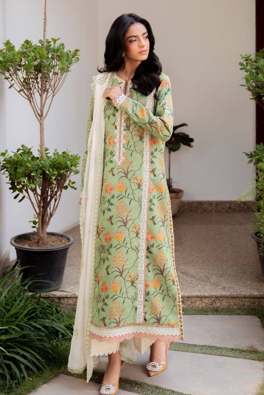 Sable Vogue | Lila Lawn 25 | SAL-05-25 - Pakistani Designer Dress - by Sable Vogue | Type: Ladies Clothes - 100% Original at Saira Sultan