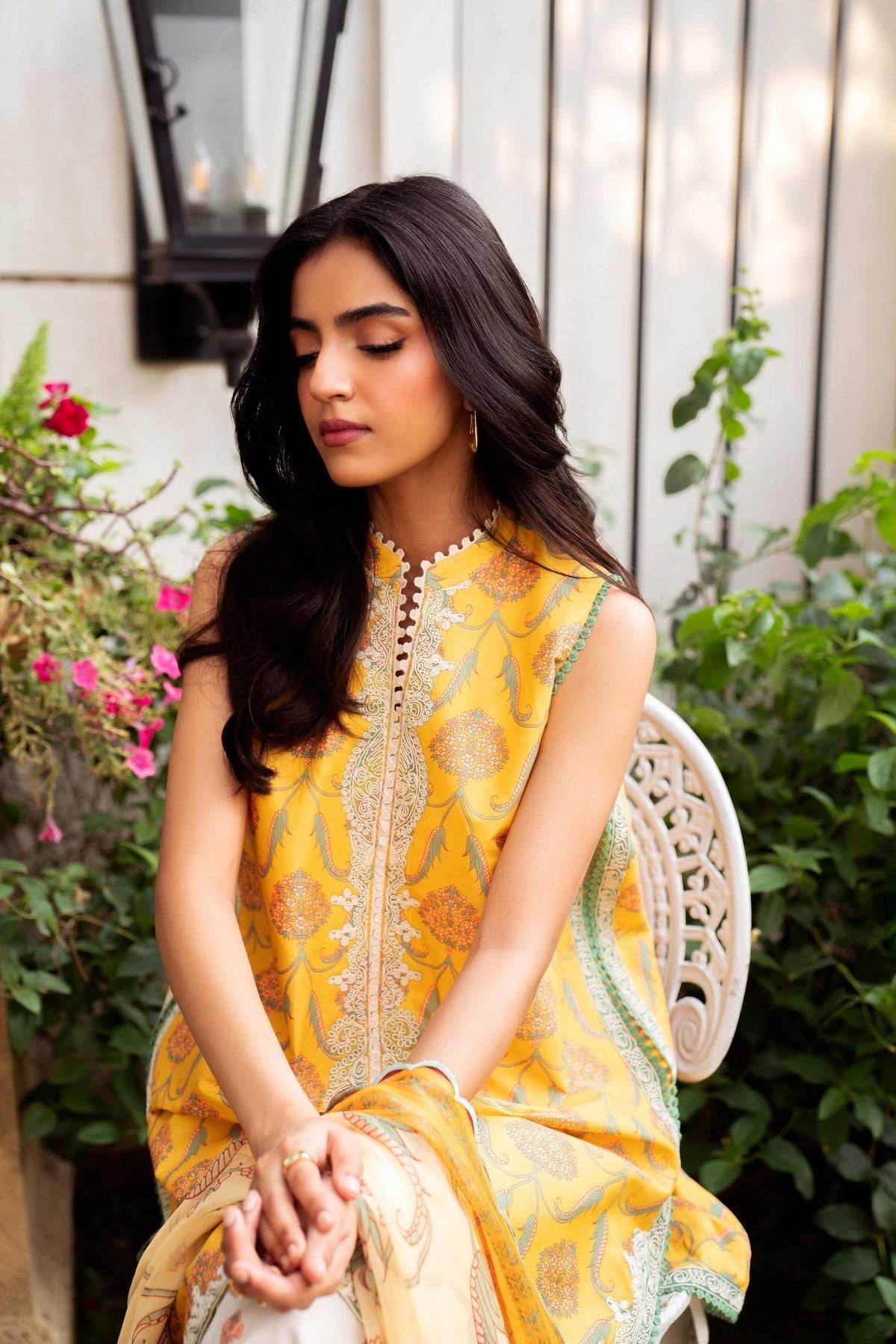 Sable Vogue | Lila Lawn 25 | SAL-08-25 - Pakistani Designer Dress - by Sable Vogue | Type: Ladies Clothes - 100% Original at Saira Sultan
