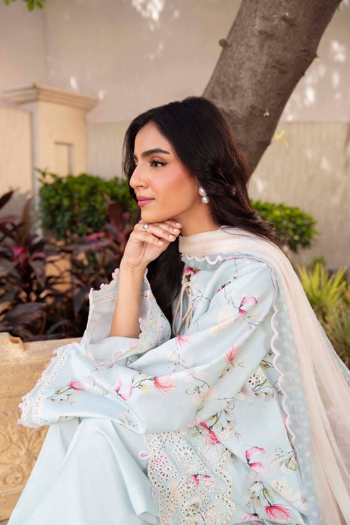 Sable Vogue | Lila Lawn 25 | SAL-09-25 - Pakistani Designer Dress - by Sable Vogue | Type: Ladies Clothes - 100% Original at Saira Sultan