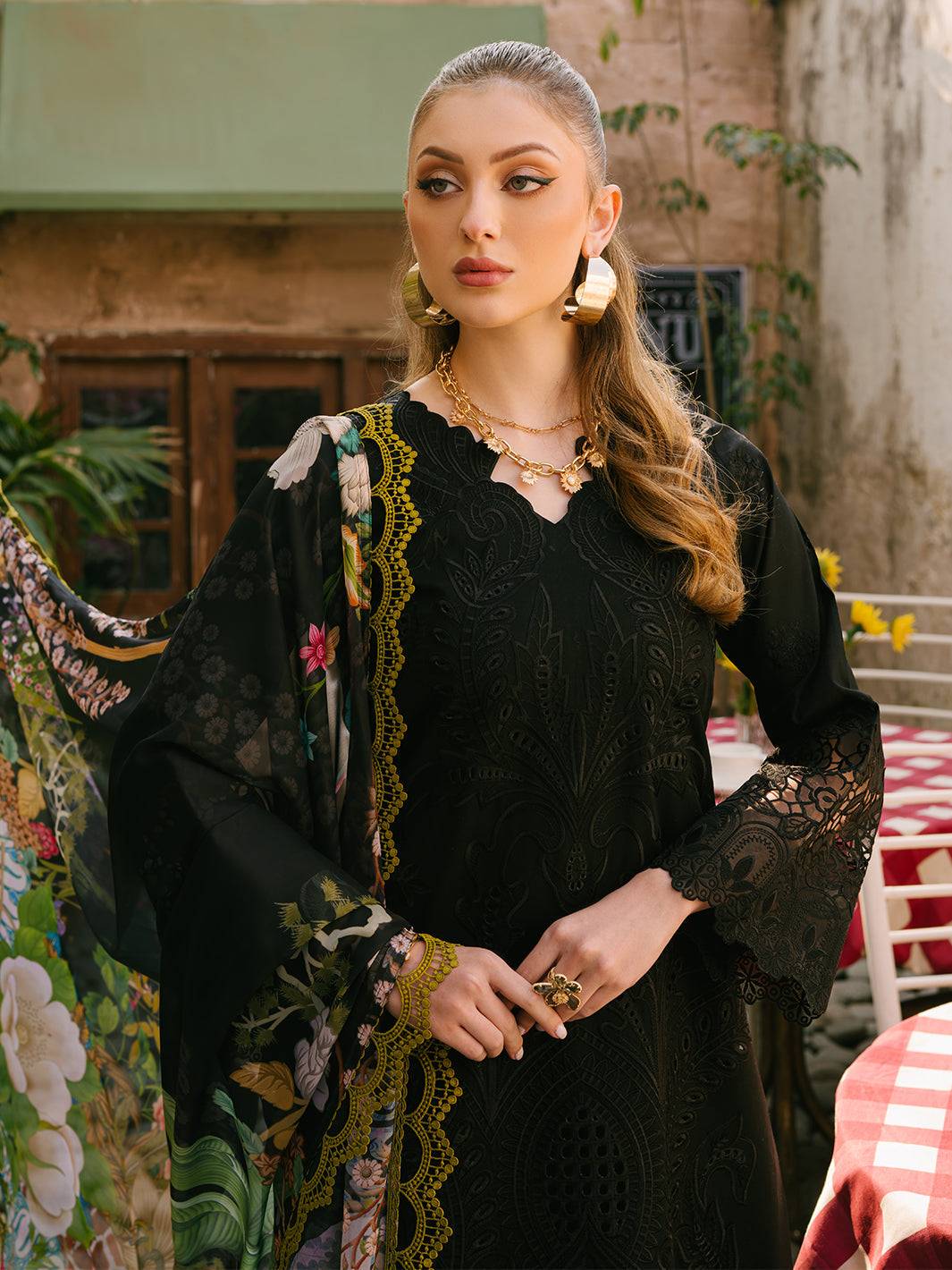 Mahnur | Mahrukh Eid Edit 24 | ROYAL BLACK - Pakistani Designer Dress - by Mahnur | Type: Luxury - 100% Original at Saira Sultan
