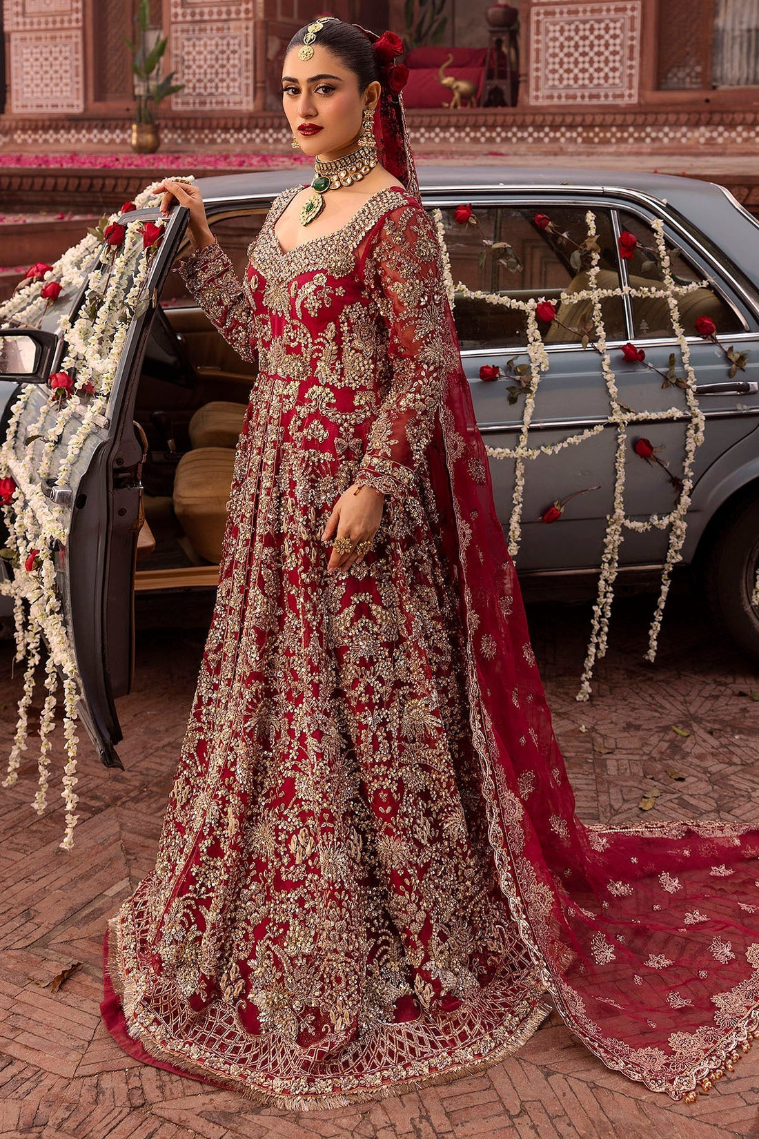 Motifz | Bridal Couture | 0019-SHANARA EMBROIDERED ORGANZA STITCHED XS Red Organza