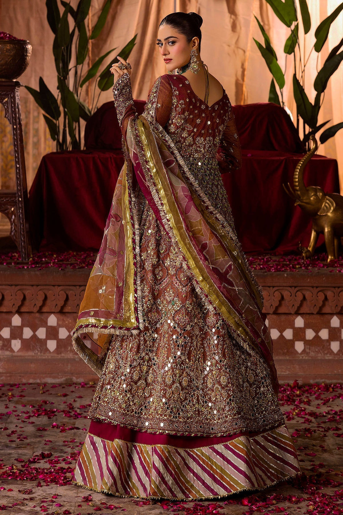 Motifz | Bridal Couture | 0020-NAURATAN EMBROIDERED MESSORI STITCHED XS Fuchsia Zari Net