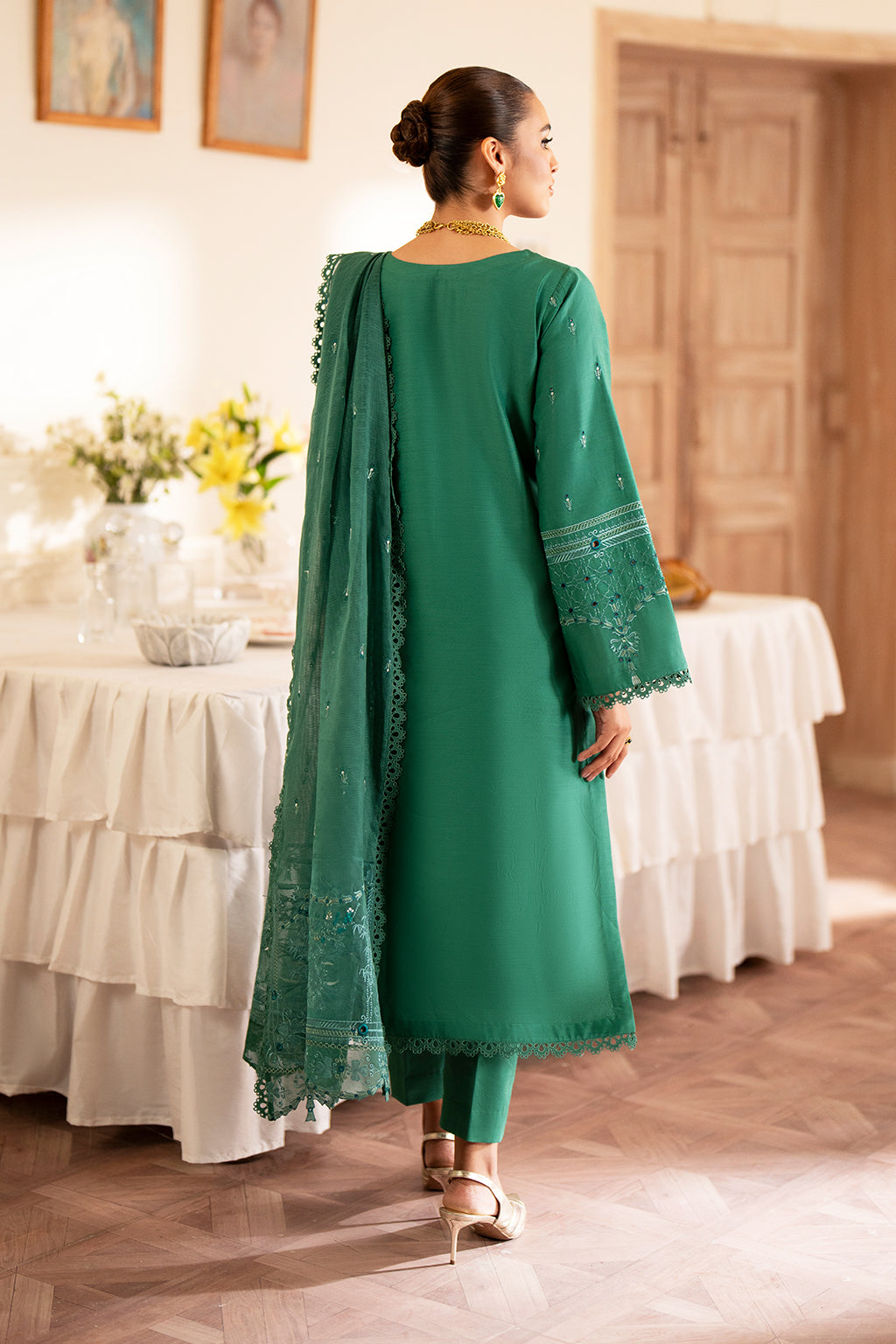 Saad Shaikh | Lumiere Winter |  D-08 Opalo - Pakistani Designer Dress - by Saad Shaikh | Type: Ladies Clothes - 100% Original at Saira Sultan