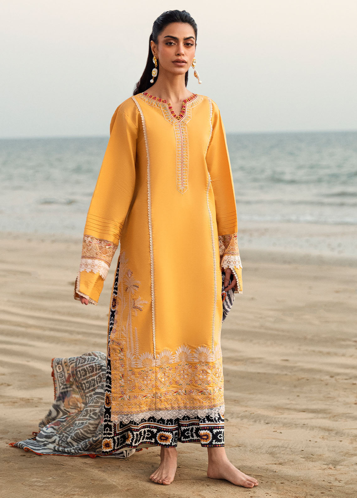 Sahane | Yaariyan Lawn Edit 25 | CT -20009 FEEHA - Yaariyan XL Champagne Gold Lawn
