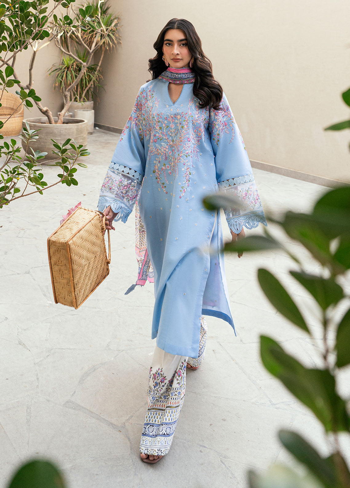 Sahane | Yaariyan Lawn Edit 25 |CT -20003 BELLA - Yaariyan M Pale Sky Blue Lawn
