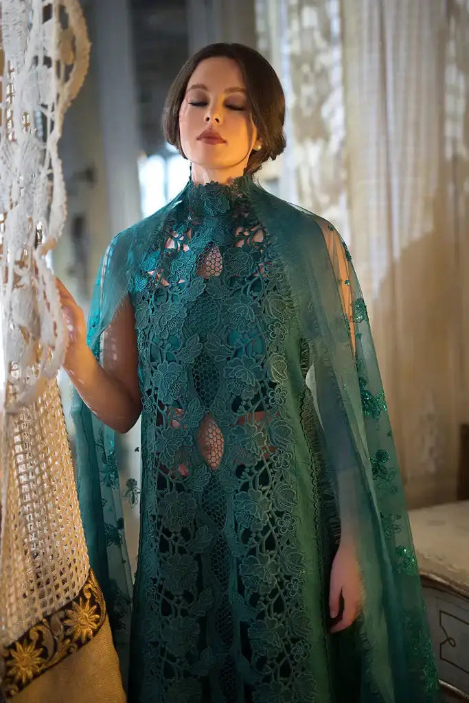 Sobia Nazir | Luxury Lawn 2023 | 13B - Pakistani Designer Dress - by Sobia Nazir | Type: Luxury - 100% Original at Saira Sultan